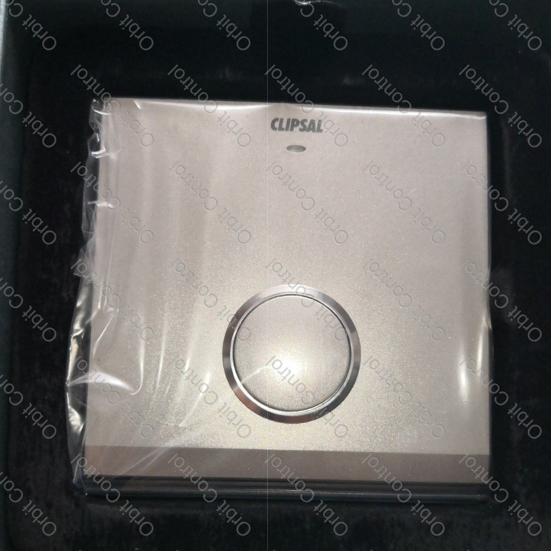 CLIPSAL Freelocate Switch U101RWM001