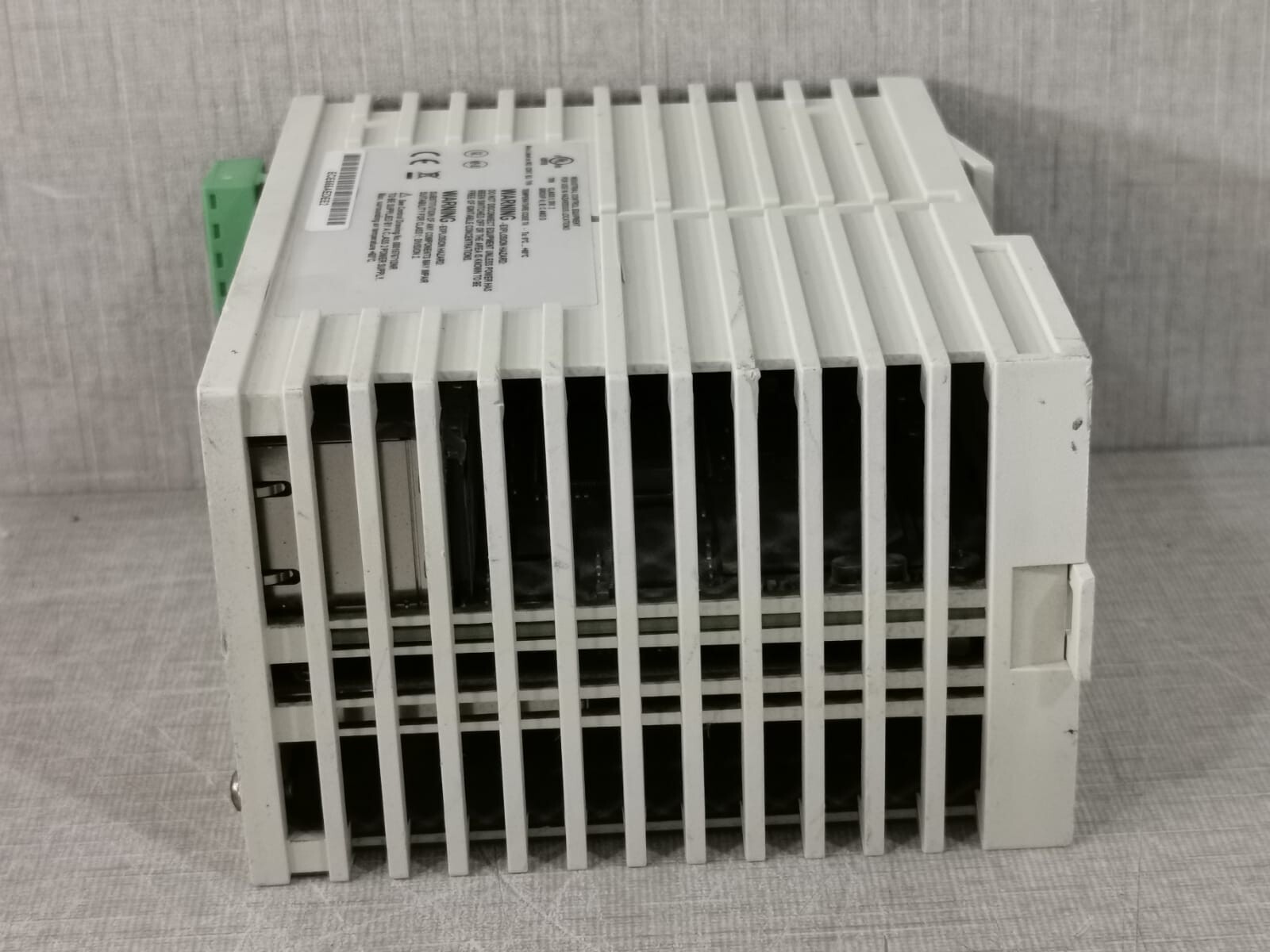 Schneider TCSESM103F2LG0 Modicon Schneider TCSESM103F2LG0 ConneXium Managed Switch 8TX/2SFP-Gbit 8