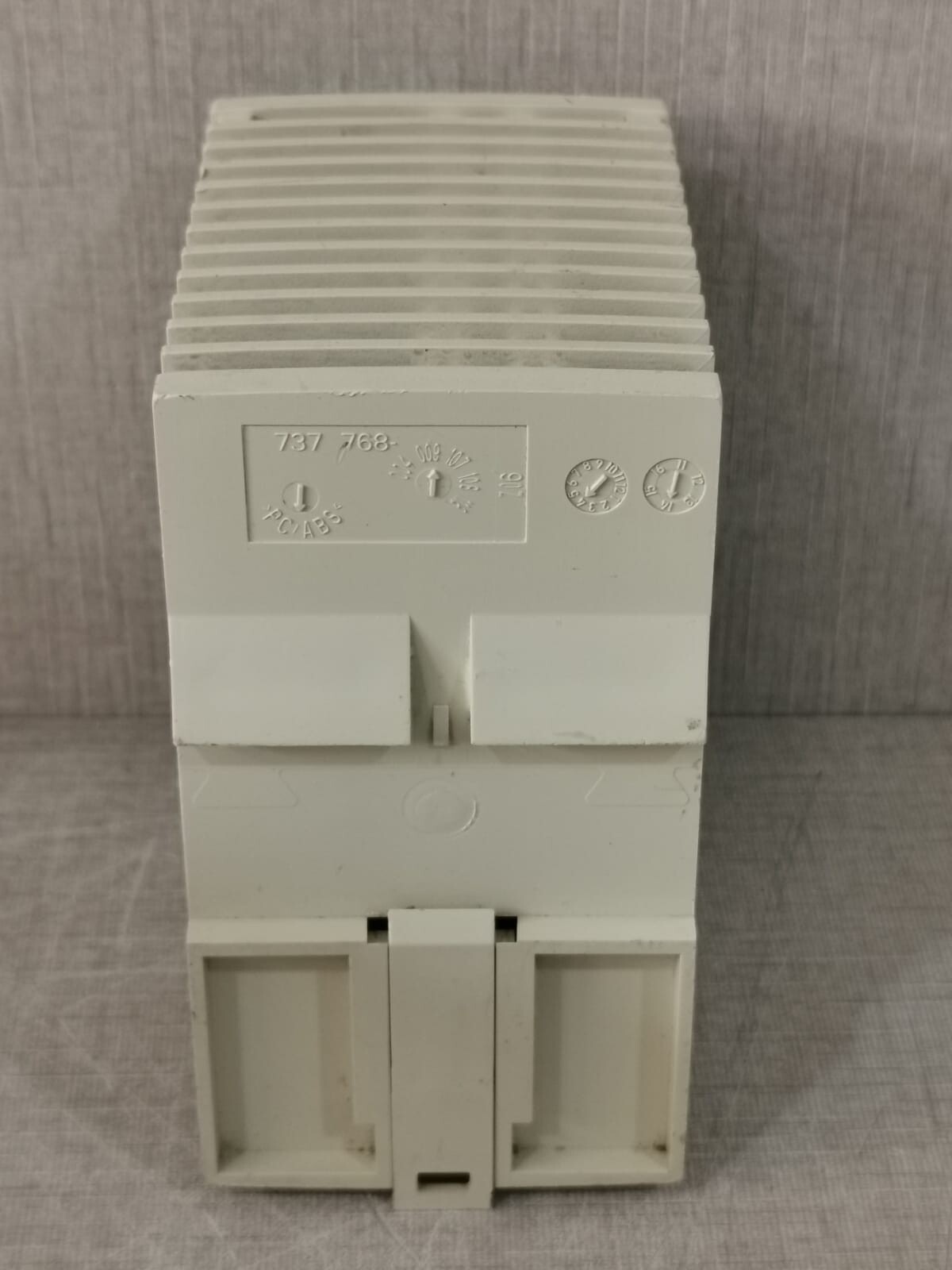 Schneider TCSESM103F2LG0 Modicon Schneider TCSESM103F2LG0 ConneXium Managed Switch 8TX/2SFP-Gbit 10