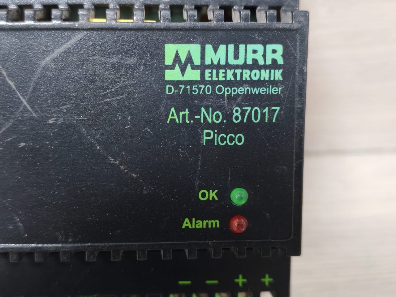 MURR ELEKTRONIK PICCO-87017 Murr Elektronik Picco 87017 Power Supply 100-240V 2