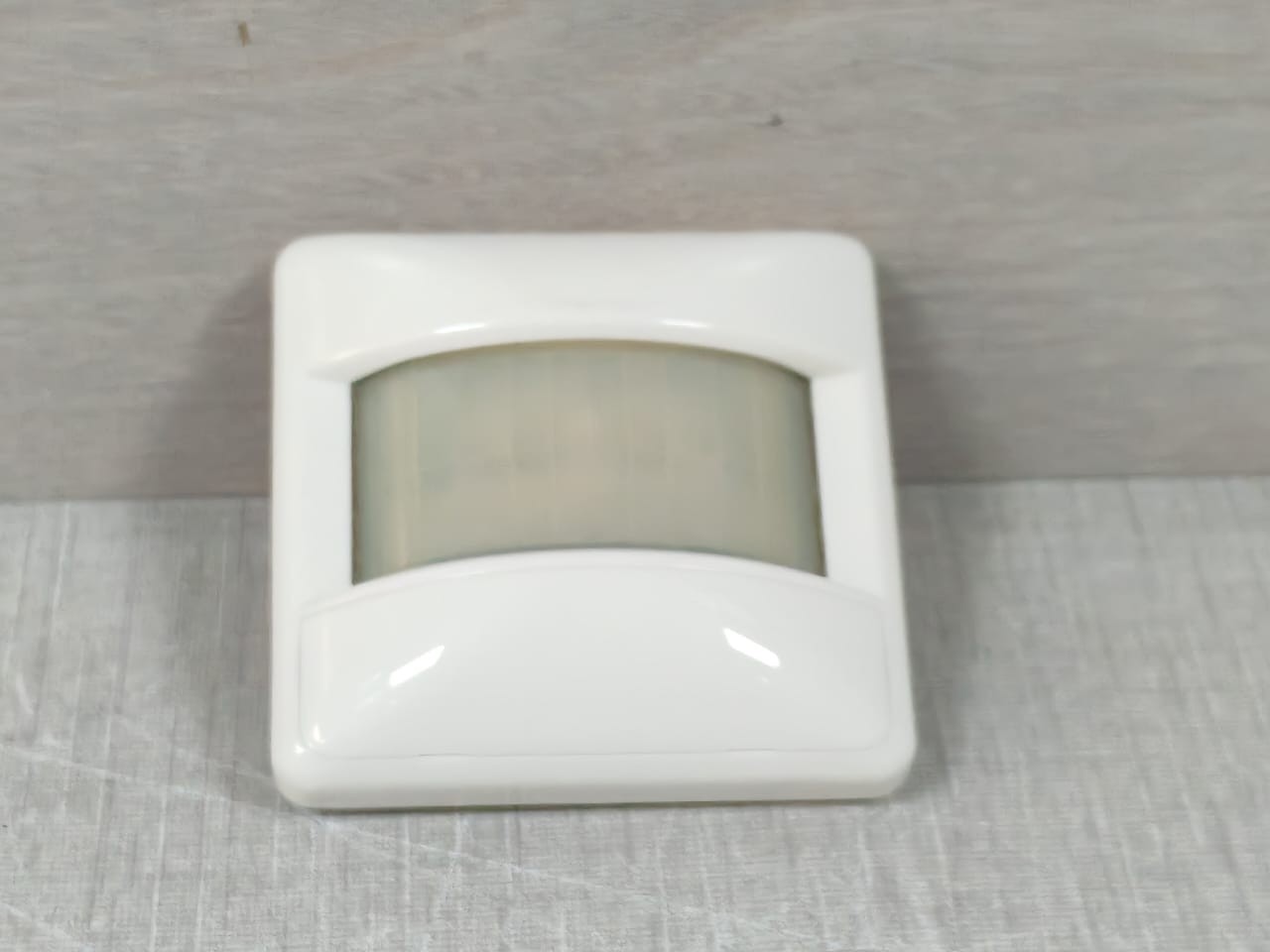 Jung 1180-1WU JUNG 1180-1WU Automatic Switch Universal Attachment 1.1m 2