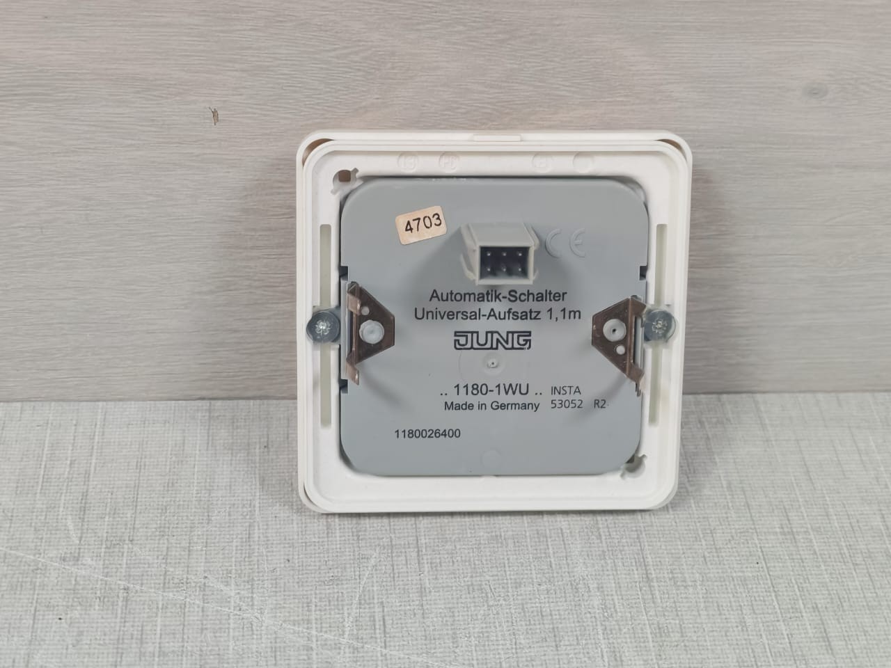 Jung 1180-1WU JUNG 1180-1WU Automatic Switch Universal Attachment 1.1m 5