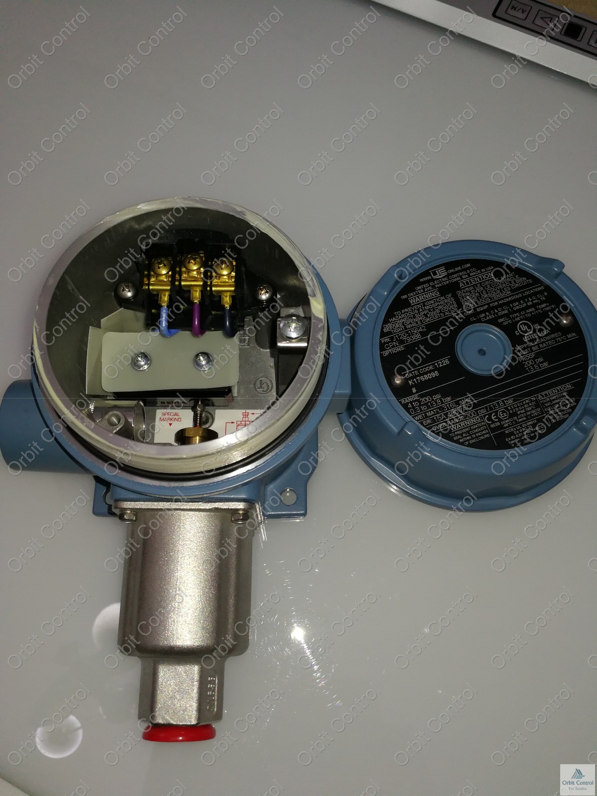 UNITED ELECTRIC J120-15642 ed Electric J120-15642 Explosion-proof Differential Pressure Switch 5