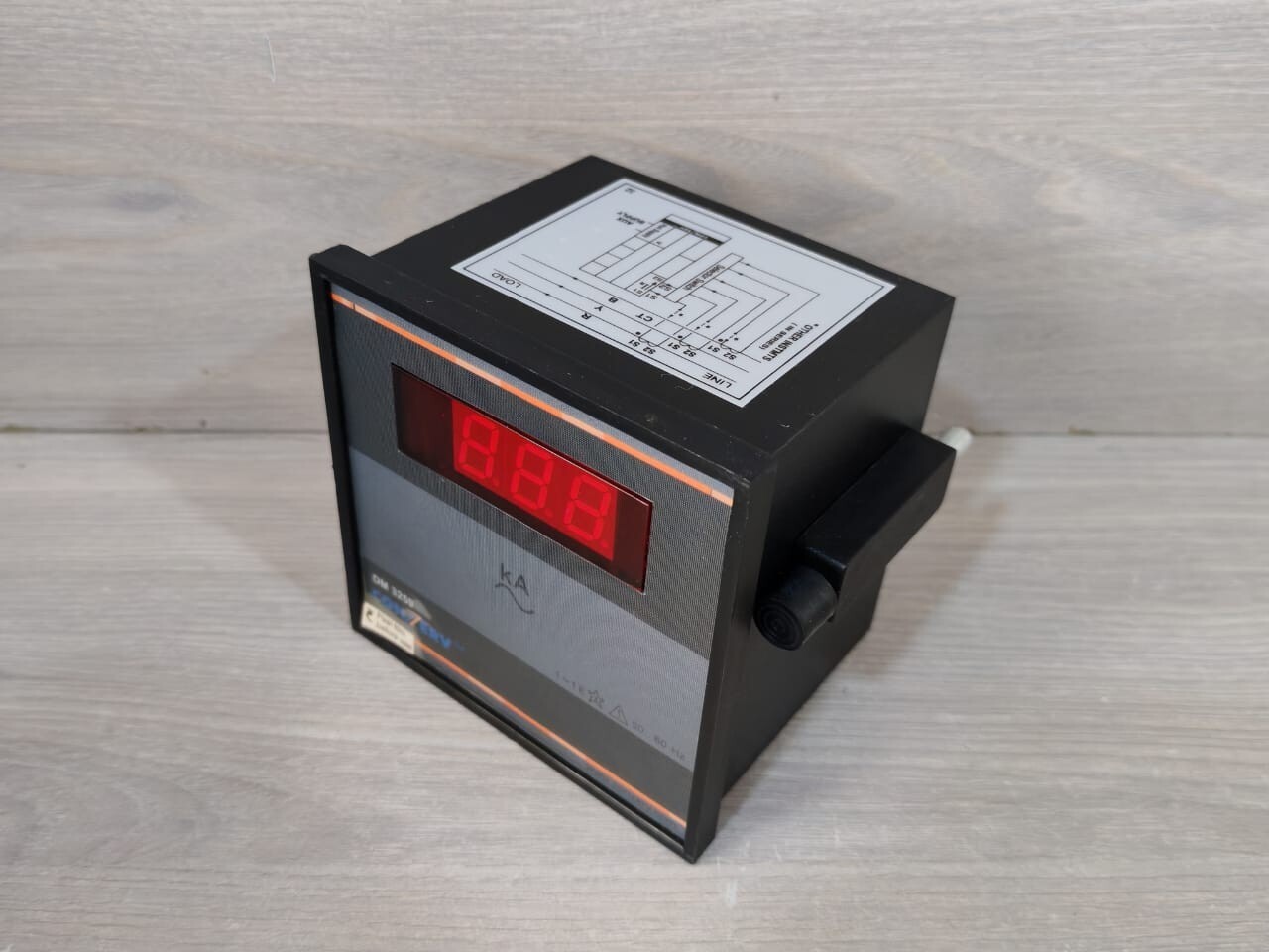 CONZERV DM-3259 CONZERV DM 3259 AMPMETER DM3259-2500/5-240/CON 9
