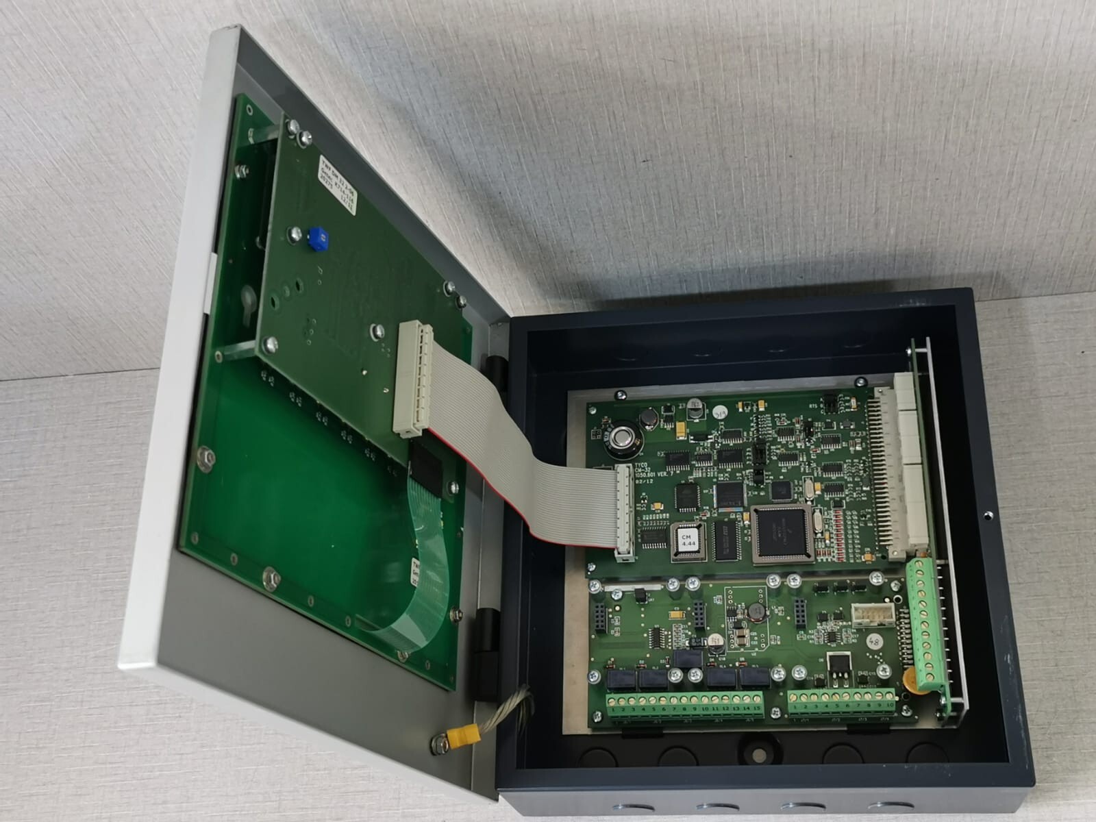 TYCO SRP-32-ZI TYCO SRP-32-ZI CONTROLLER FIRE SYSTEM 8