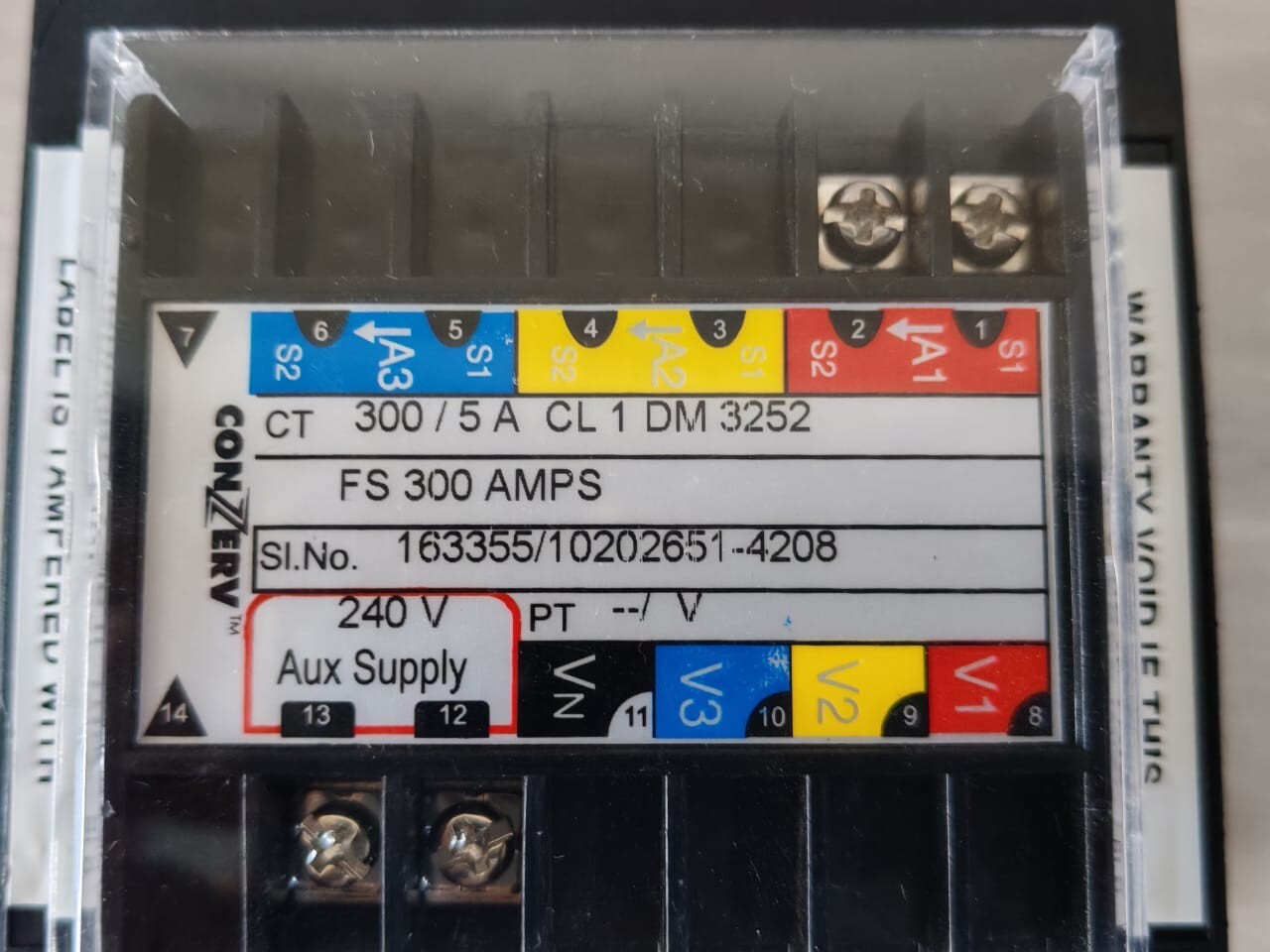 CONZERV DM-3252 CONZERV DM 3252 DIGITAL PANEL METER 300/5A -WITH MISSING PART 3