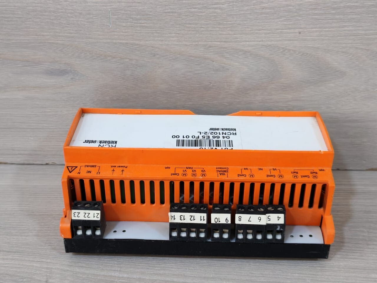 Kieback & Peter RCN102/2-L RCN Kieback & Peter / RCN102/2-L 230V AC 8V A T45 7