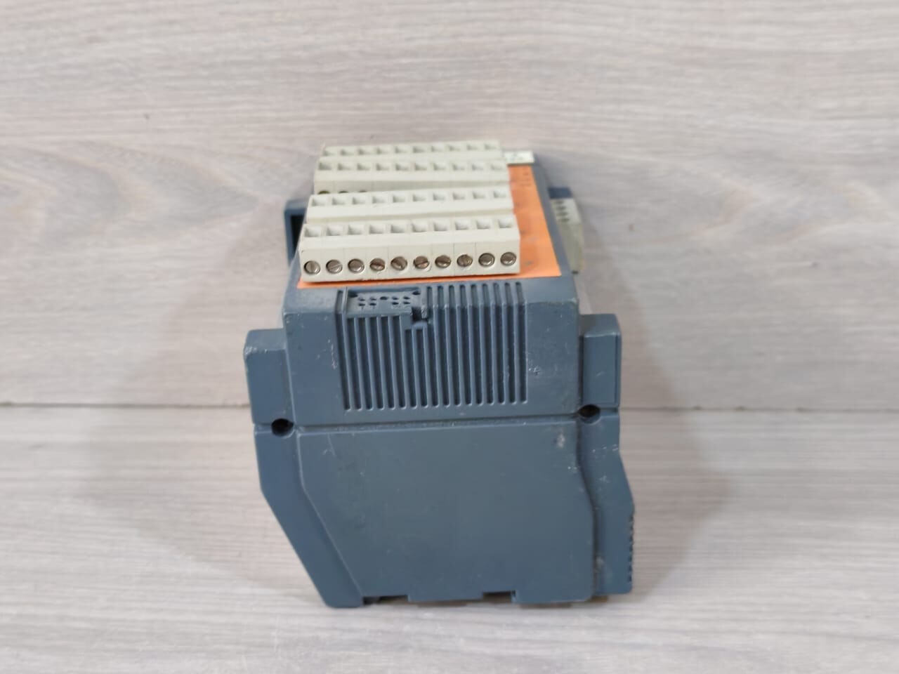 Gantner e.bloxx D1-4 Gantner Instruments module e.bloxx D1-4 5