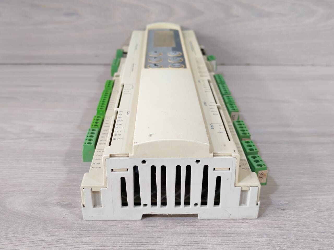 Carel PCO2DA0BM0 Carel PCO2DA0BM0 Rev. 1.309 Controller 8
