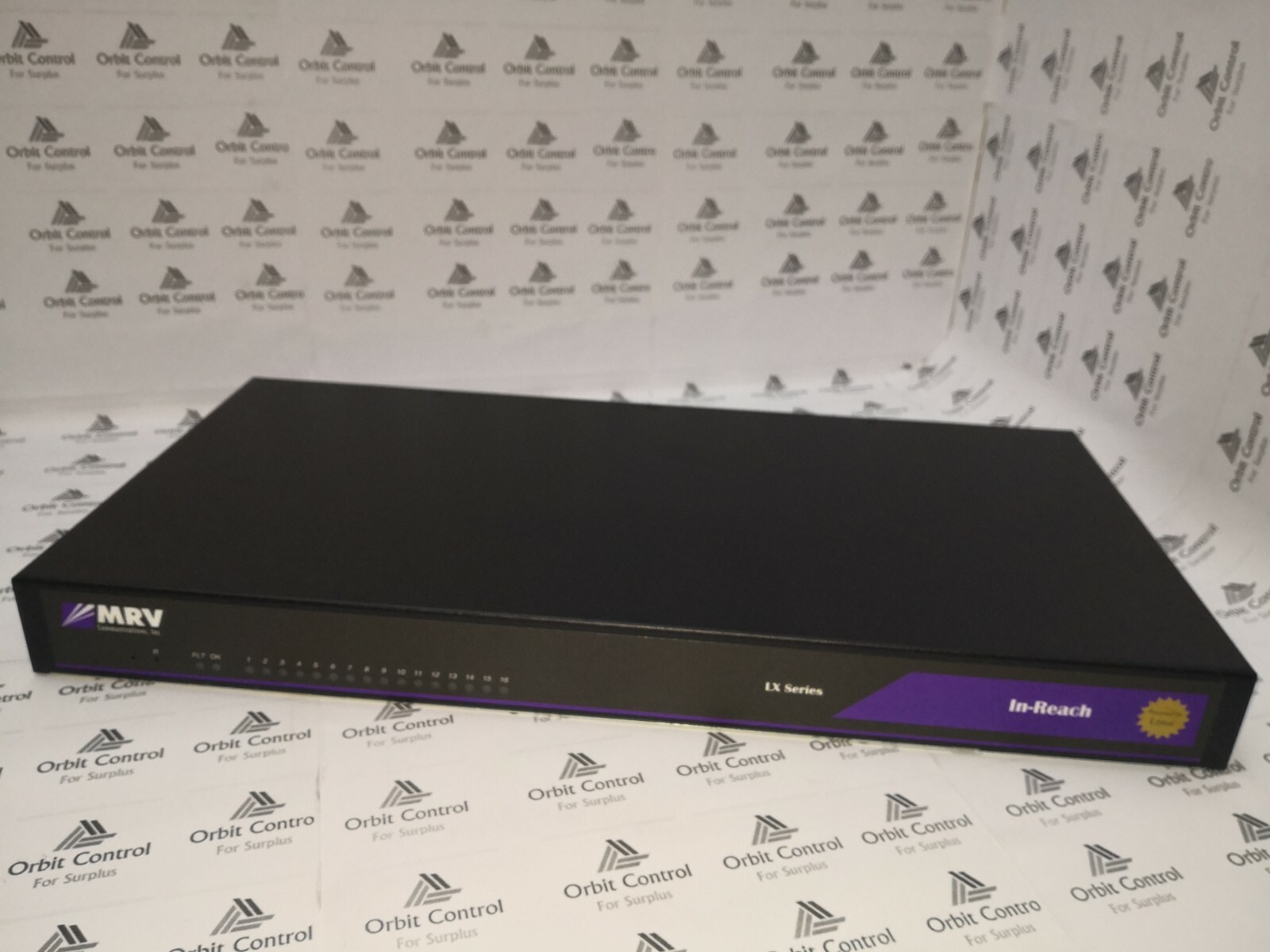 MRV LX-4016S-101AC MRV LX-4016S-101AC Console Server 16 Rs-232 Ports V.90 Modem AC Power 2