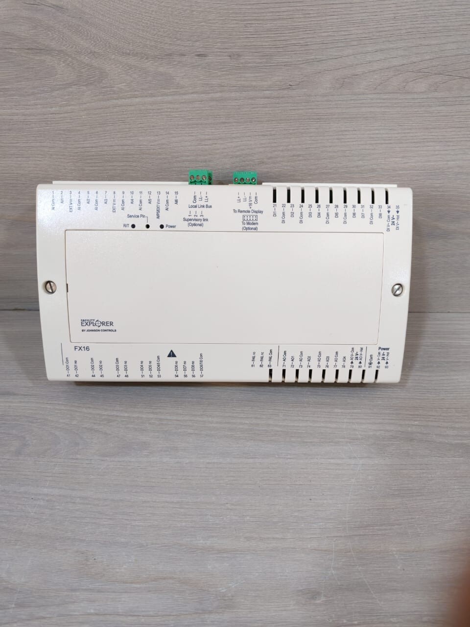 Johnson Controls FX16 LP-FX16D11-000C JOHNSON CONTROLS FX16 LP-FX16D11-000C MASTER CONTROLLER PROGRAMMABLE 3