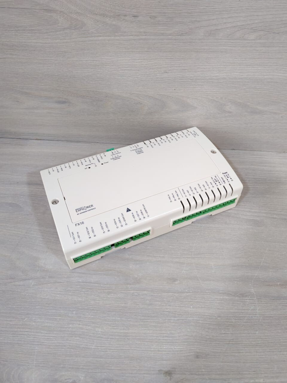 Johnson Controls FX16 LP-FX16D11-000C JOHNSON CONTROLS FX16 LP-FX16D11-000C MASTER CONTROLLER PROGRAMMABLE 5