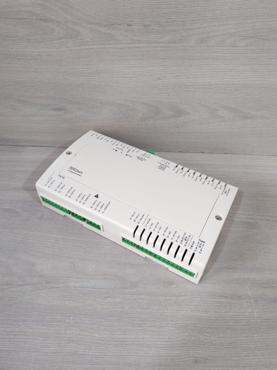 Johnson Controls FX16 LP-FX16D11-000C JOHNSON CONTROLS FX16 LP-FX16D11-000C MASTER CONTROLLER PROGRAMMABLE 6