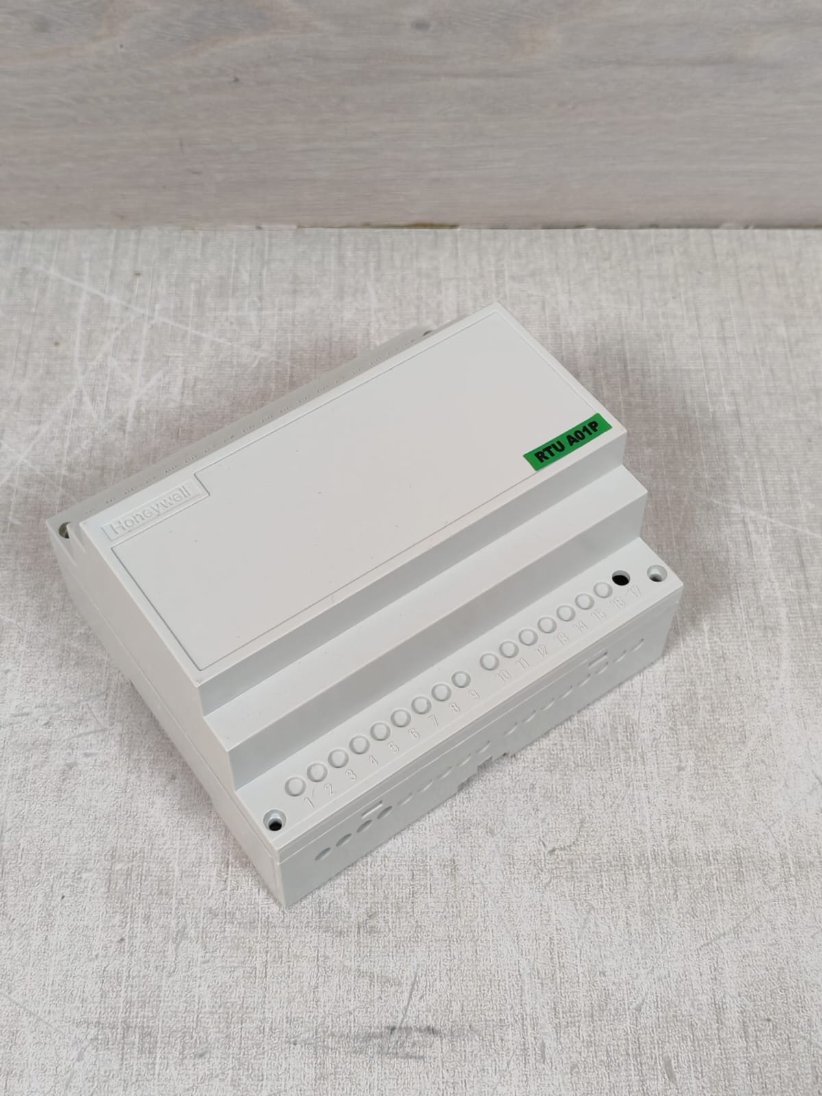 Honeywell RTU A01P Honeywell TK C21P Model RTU A01P Digital Wiegand Multi I/O Management Device 4