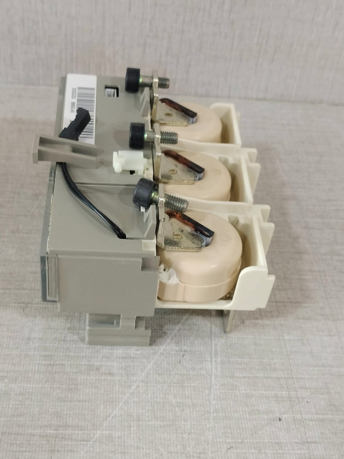 Schneider Electric 29173 Schneider 29173 CIRCUIT BREAKER ACCESSORY TRIP UNIT STR22ME 40 3p 3d 6