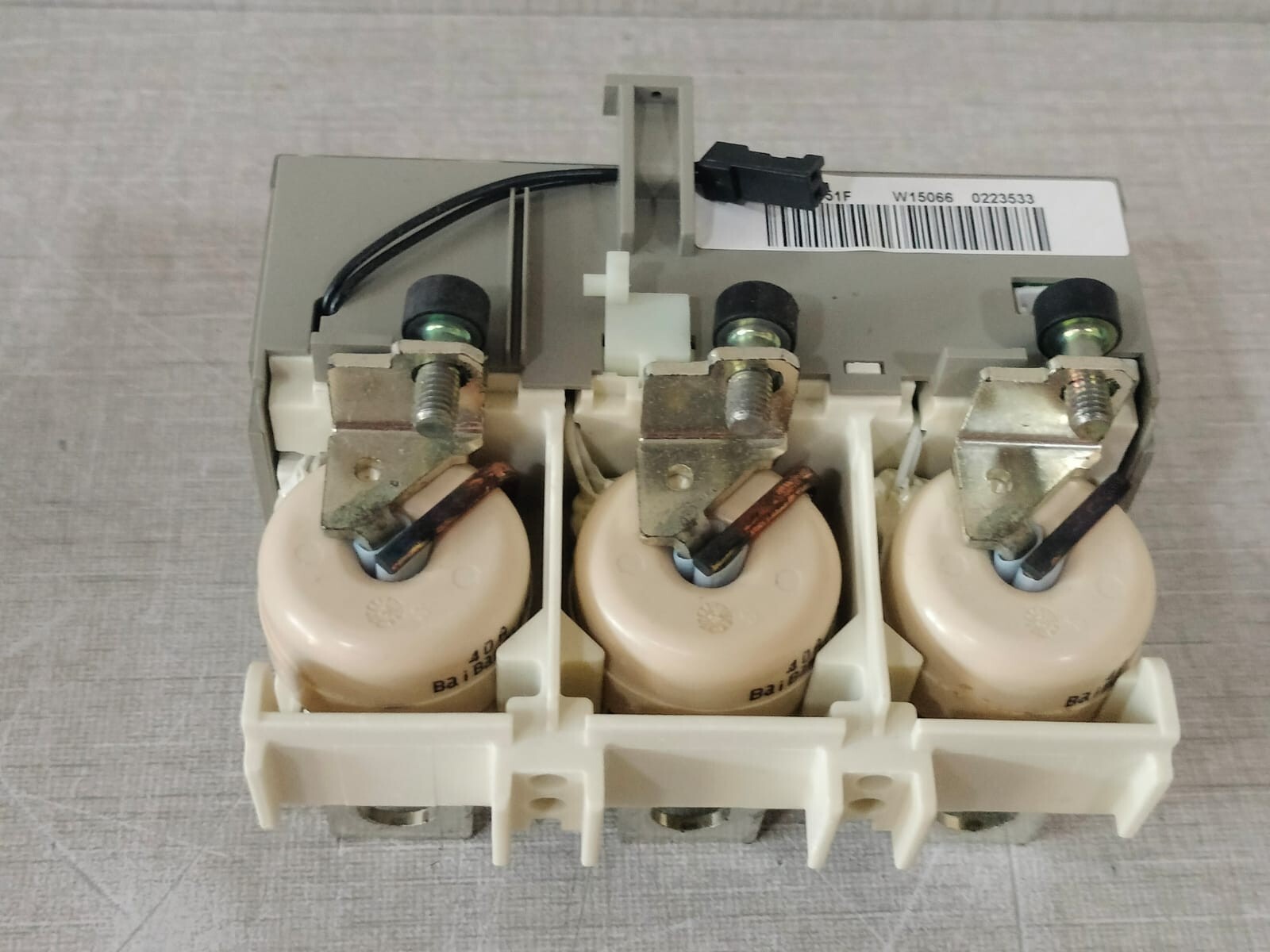 Schneider Electric 29173 Schneider 29173 CIRCUIT BREAKER ACCESSORY TRIP UNIT STR22ME 40 3p 3d 9