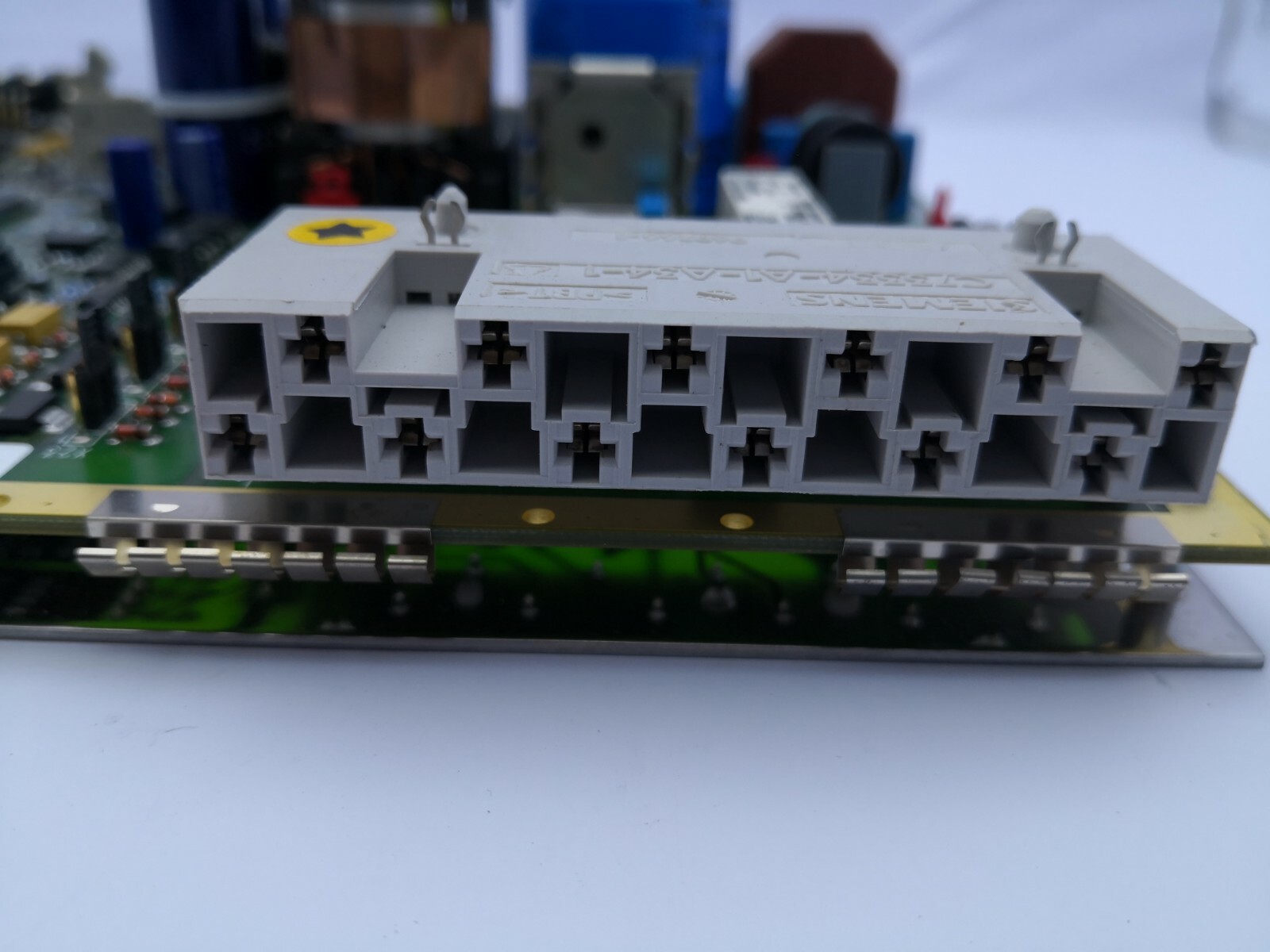 Siemens C53207A330B3121 SIEMENS C53207-A330-B311-1 / C53207-A330-B312-1 / C53207A330B3121 8