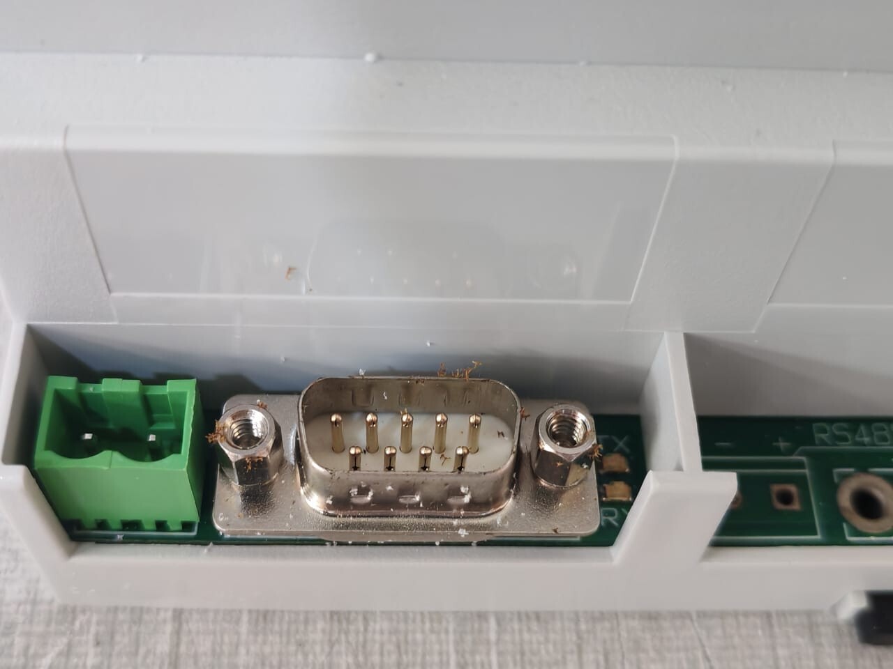INTESISBOX IBOX-LON-KNX-B IntesisBox IBOX-LON-KNX-B IntesisBox lonWorks- KNX 6