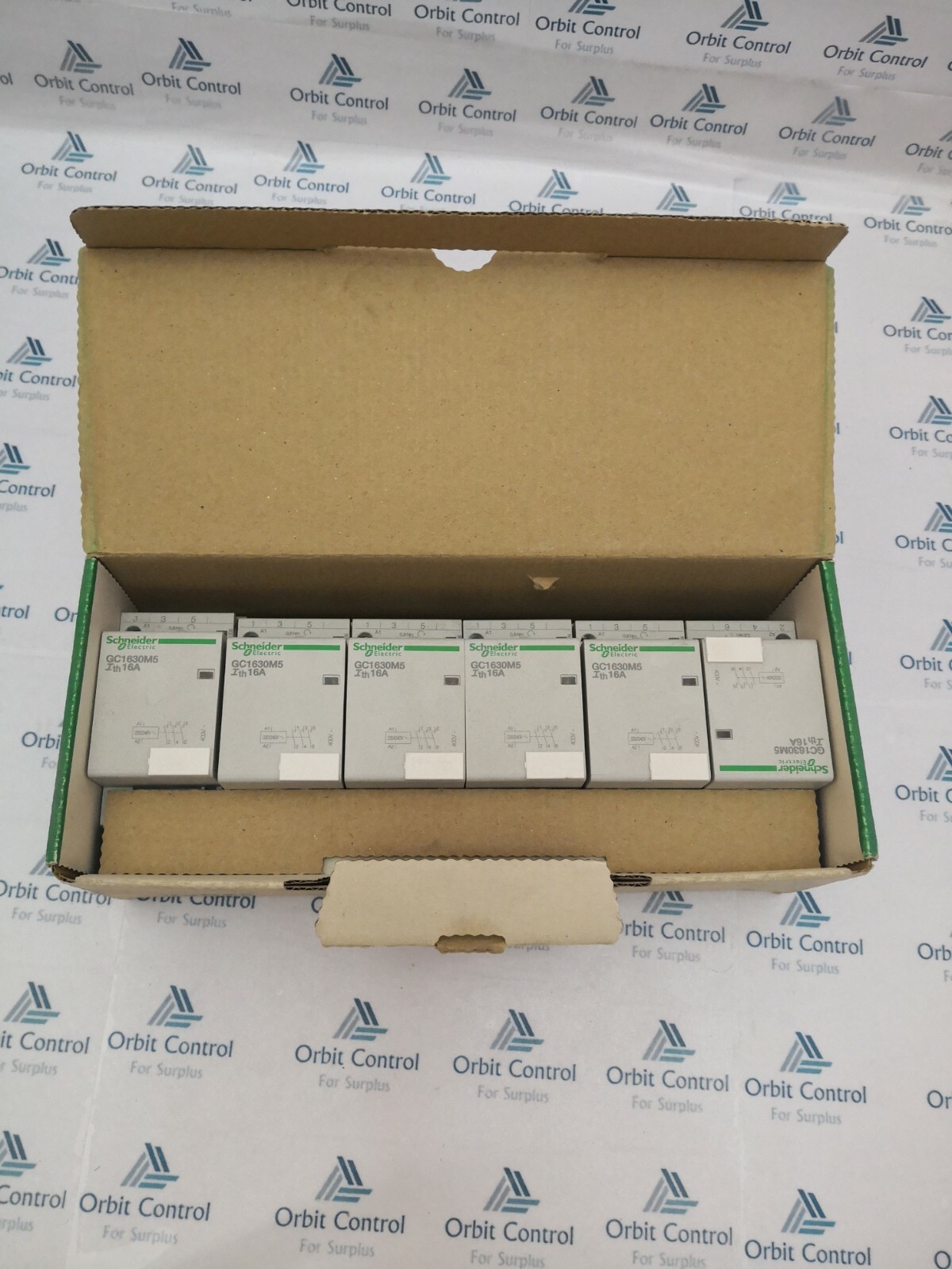 Schneider Electric GC1630M5 Schneider GC1630M5 / IEC / EN 61095 3