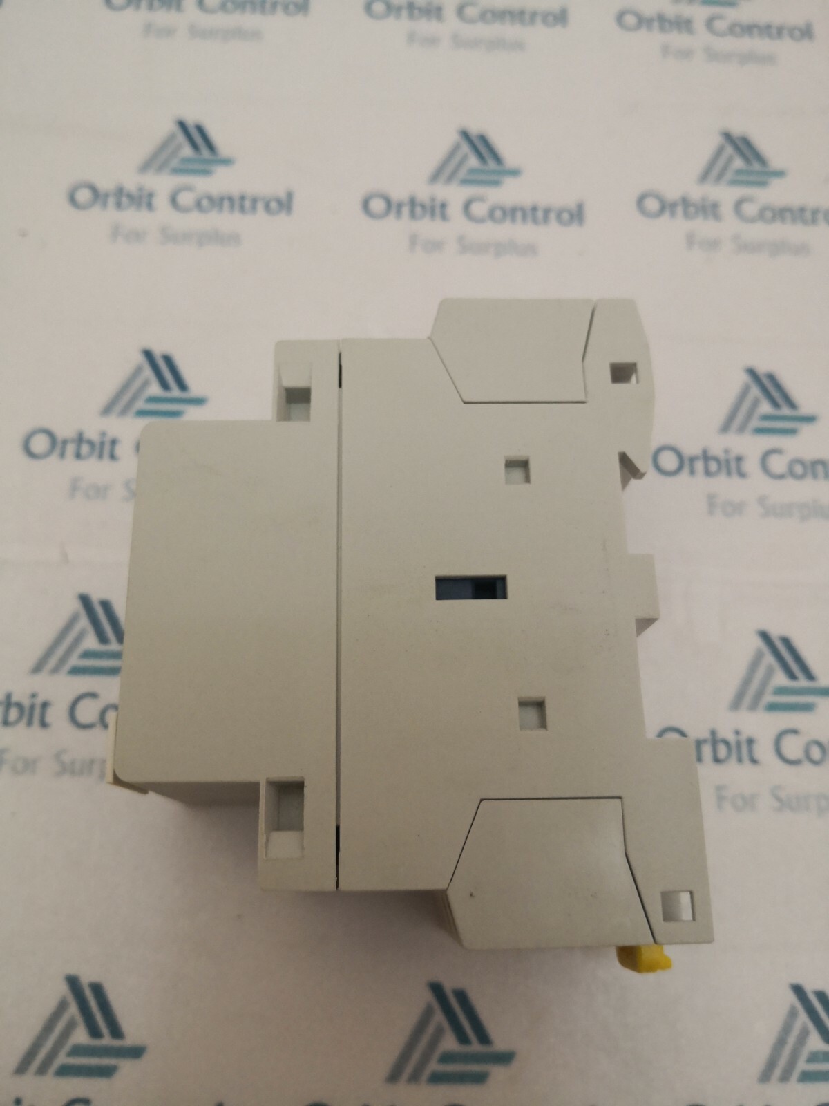 Schneider Electric GC1630M5 Schneider GC1630M5 / IEC / EN 61095 5