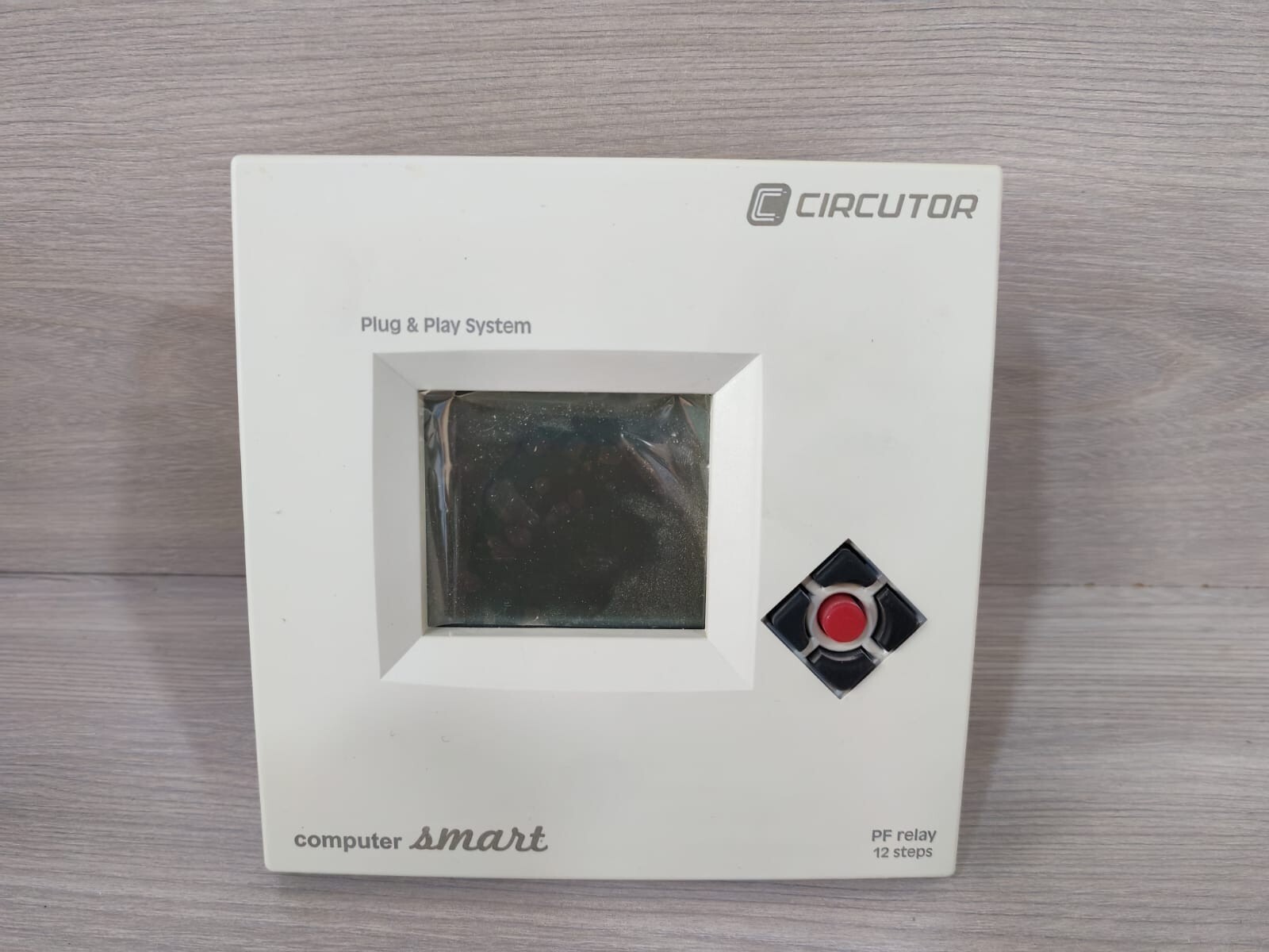 Circutor R10842 Circutor Automatic power factor regulators: Computer Max 12 Code: R10842 3