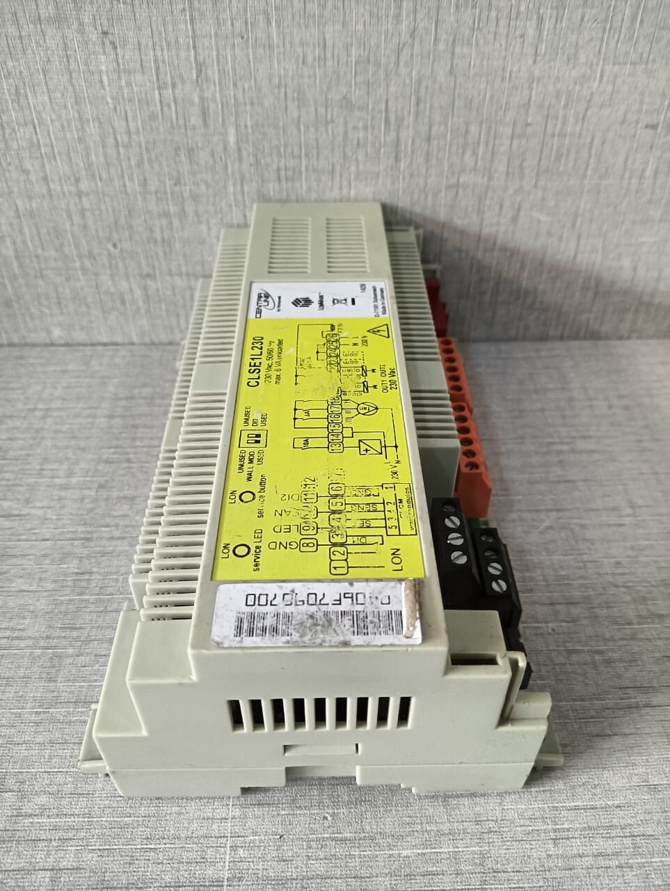 Honeywell CLSE1L230 Centra Line by Honeywell CLSE1L230 230VAC SERVAL CONTROLLER 5