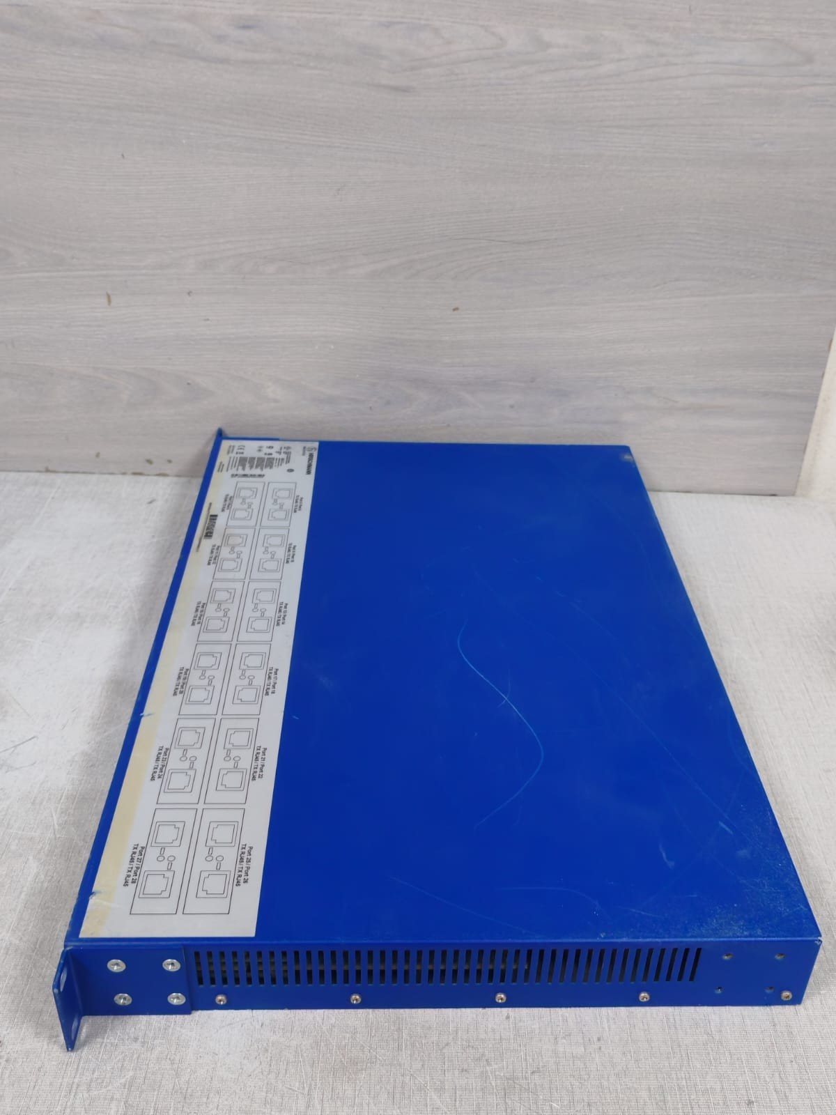 Hirschmann MACH1030 Hirschmann Industrial Switch MACH1030 2