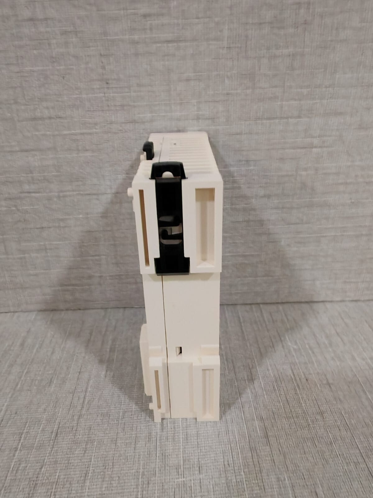 Schneider Electric TM2DDI16DT SCHNEIDER ELECTRIC TM2DDI16DT I/O EXPANSION MODULE MODICON 399576 7