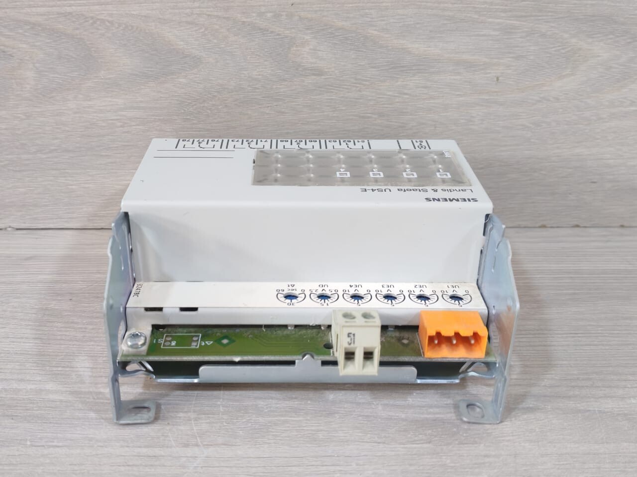 Siemens US4-E Siemens Landis & Staefa US4-E 3