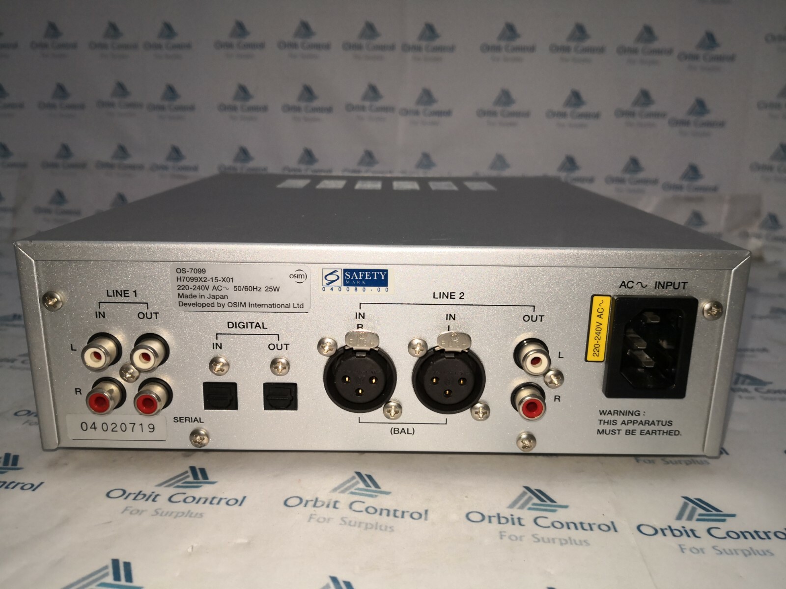 Developed by OSIM H7099X2-15-X01 Developed OSIM ibox / OS-7099 / H7099X2-15-X01 headphone amplifier with a decode 5