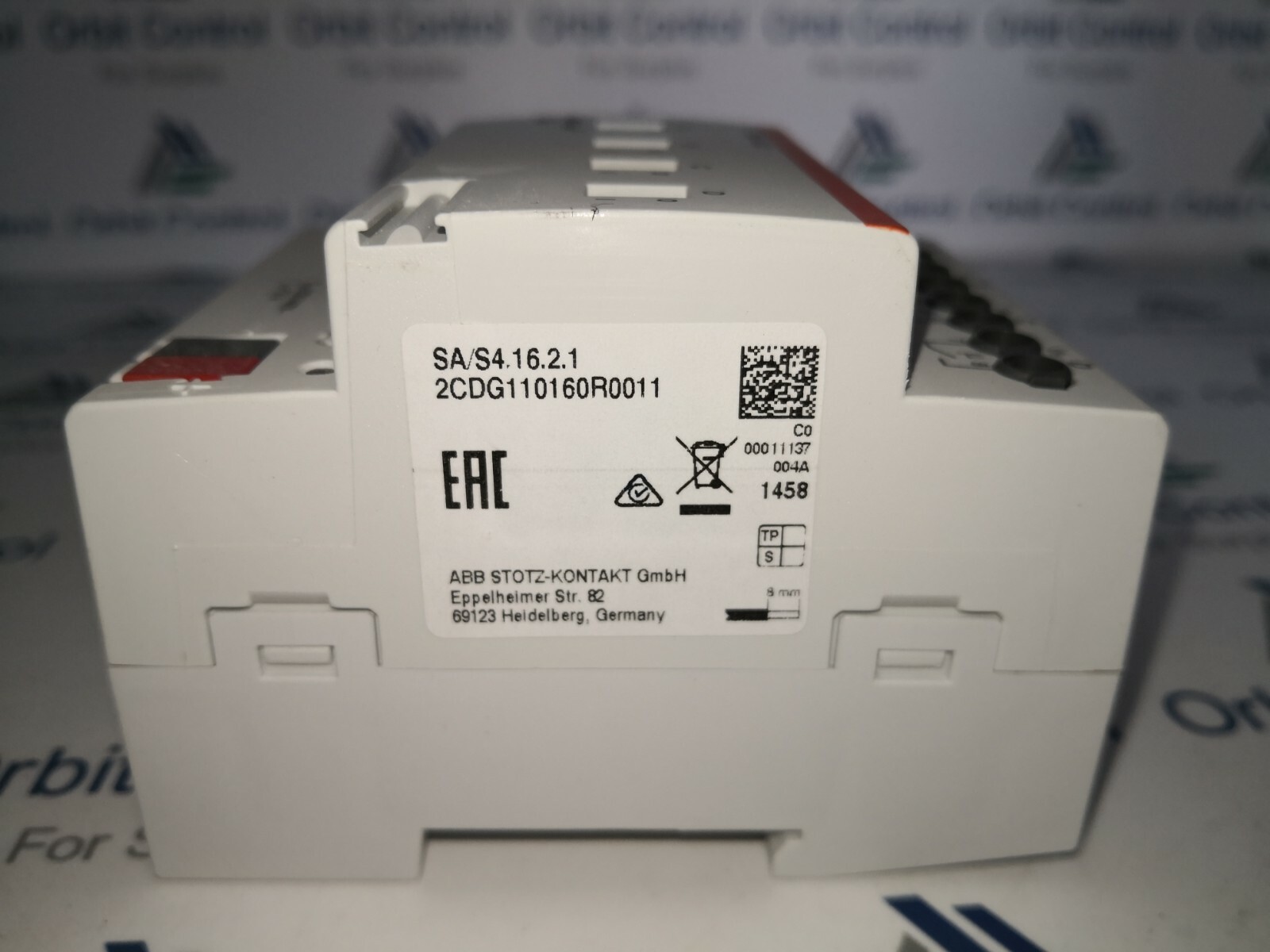 ABB 2CDG110160R0011 2CDG110160R0011 / ABB Switch Actuator SA/S4.16.2.1 5