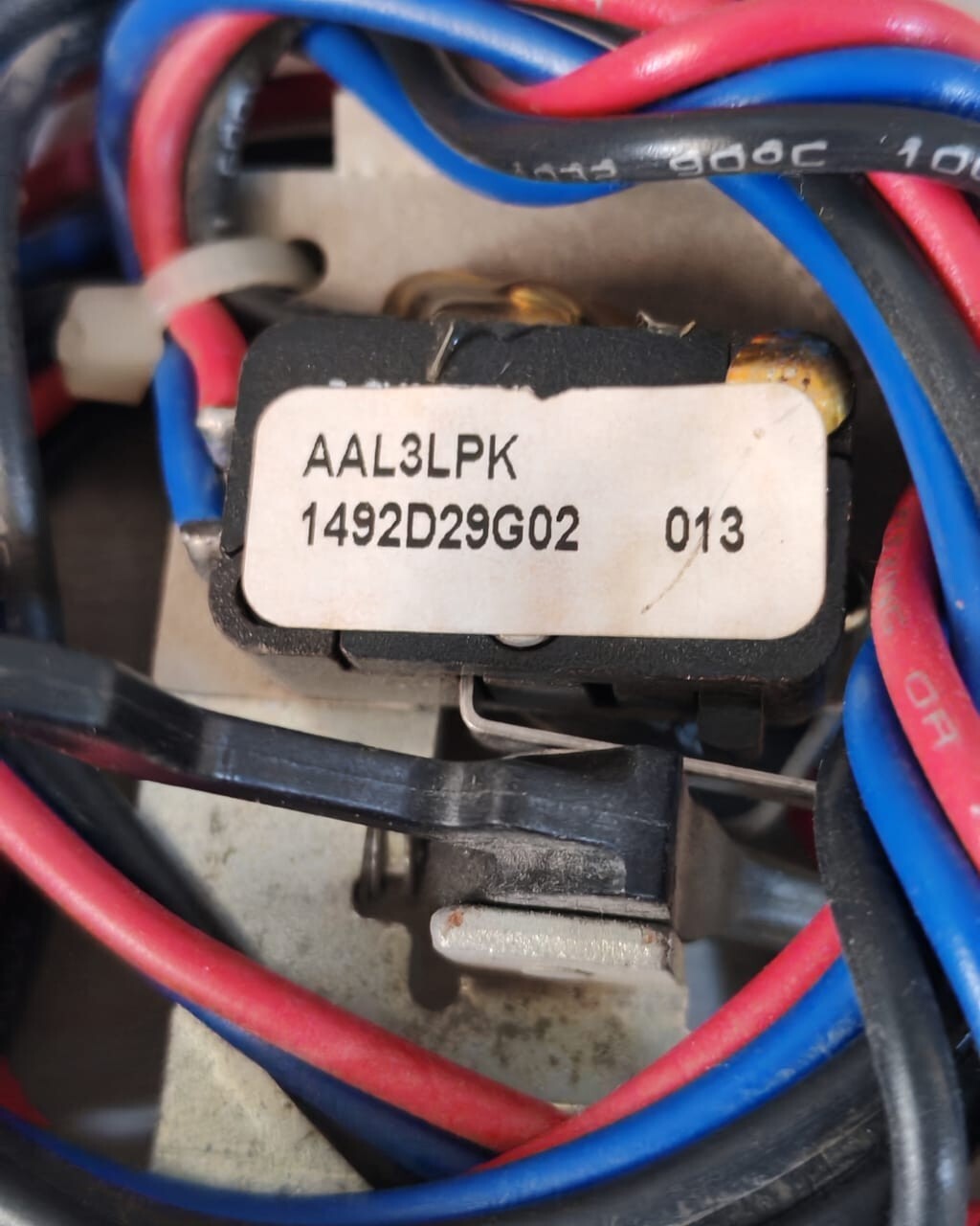 Eaton 1492D29G02 EATON AAL3LPK AL/LO & AUX. SW FOR SERIES C TYPE K-BREAKER 1492D29G02 600VAC 2