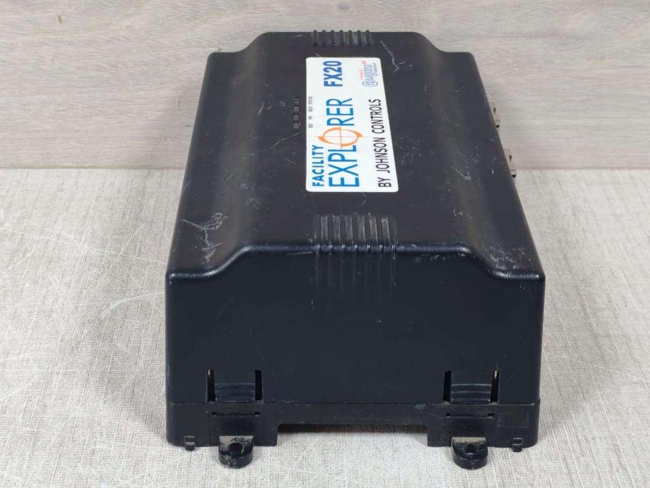Johnson Controls LP-FX2011N-1 LP-FX2011N-1 / FX20 Facility Explorer By Johnson Controls Supervisory Controller 6
