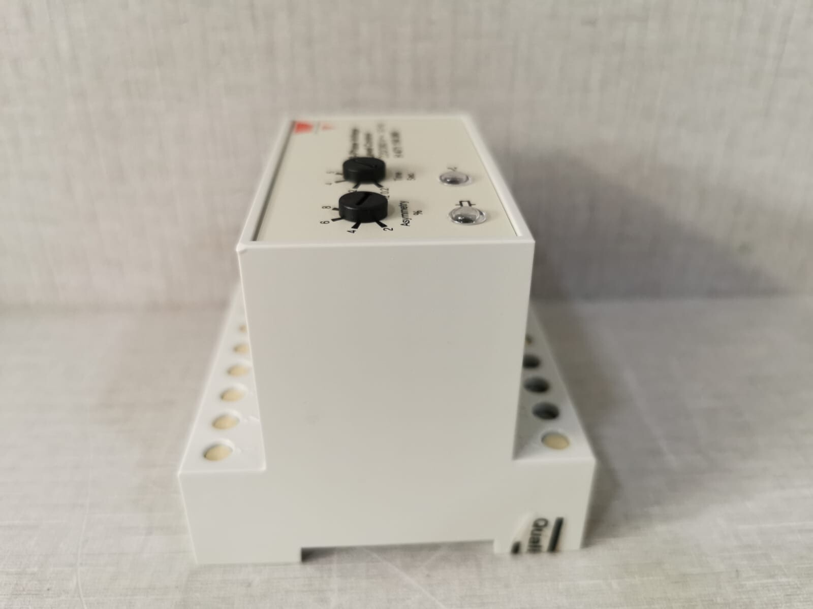 Carlo Gavazzi H471156380 CARLO GAVAZZI H471156380 3-PHASE VOLTAGE LEVEL CONTROL 7