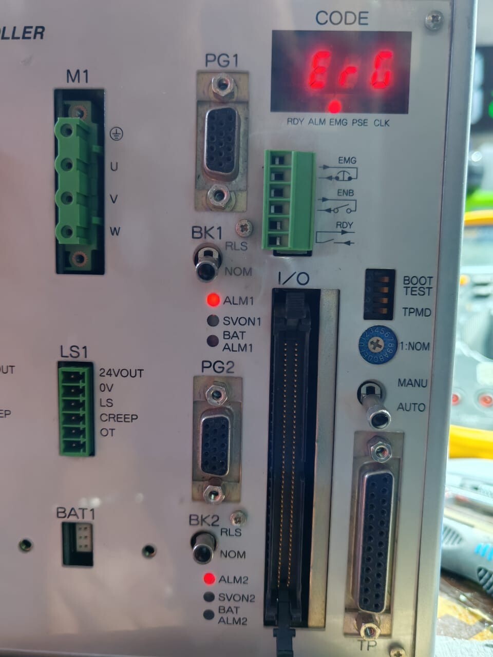 IAI XSEL-J-2-30DI-20IB-N3-EEE-2-2-MT IAI X-SEL-J-2-30DI-20IB-N3-EEE-2-2-MT DRIVE KEYPAD CONTROLLER 2