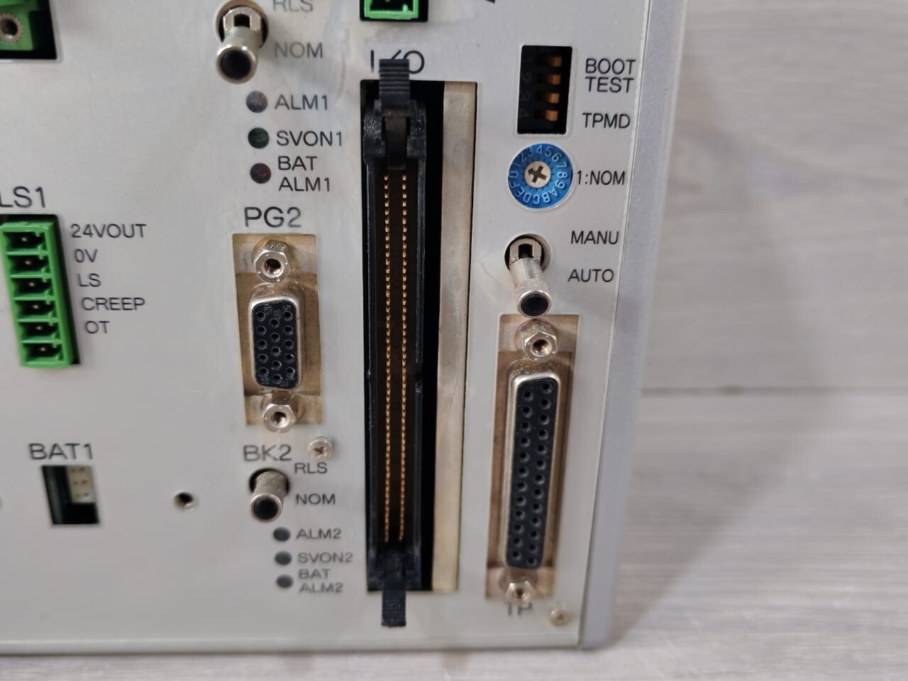 IAI XSEL-J-2-30DI-20IB-N3-EEE-2-2-MT IAI X-SEL-J-2-30DI-20IB-N3-EEE-2-2-MT DRIVE KEYPAD CONTROLLER 5