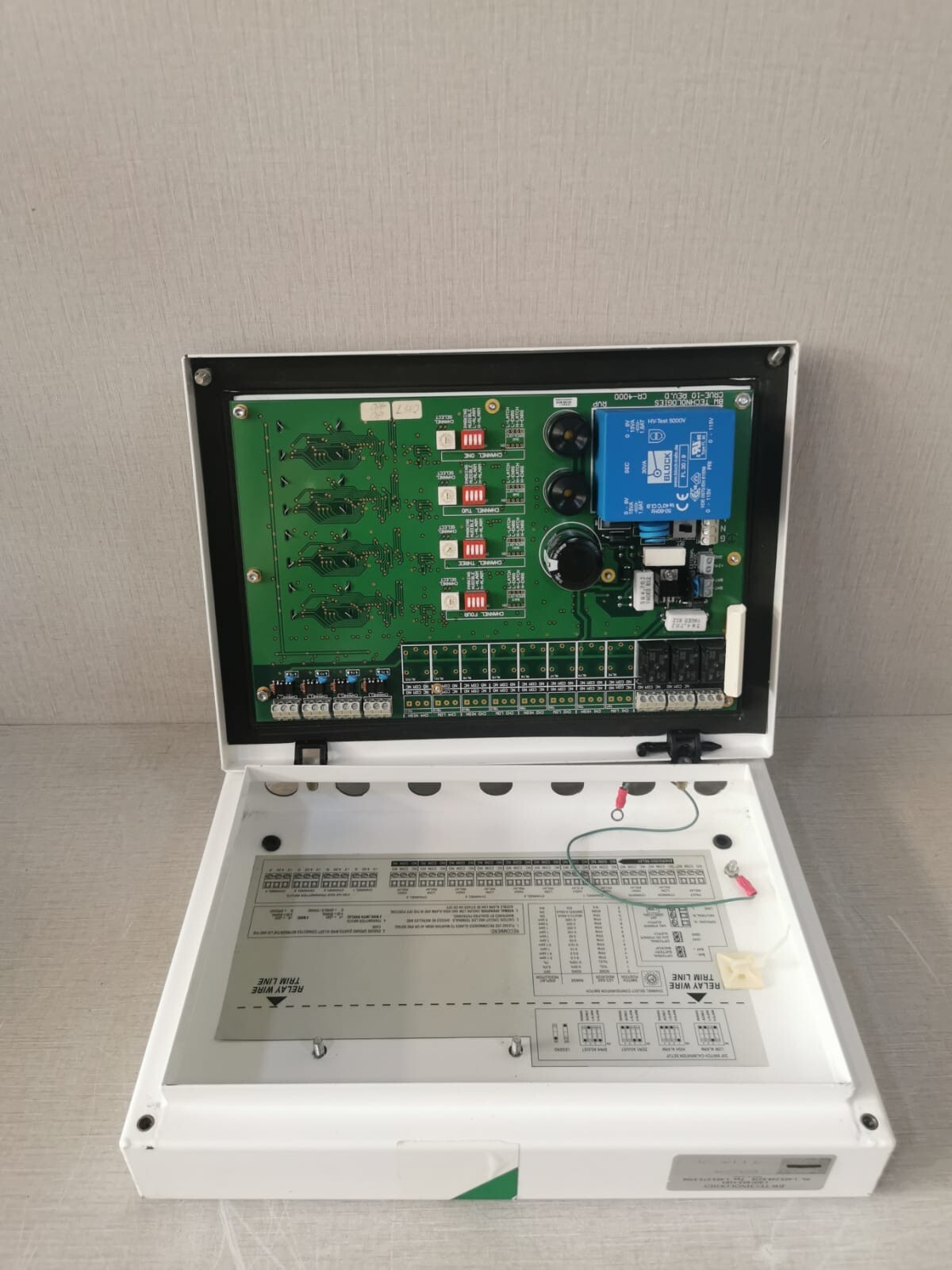 BW Technologies CR-4000-4 BW Technologies CR-4000-4 Independent 4 Channel Controller 2