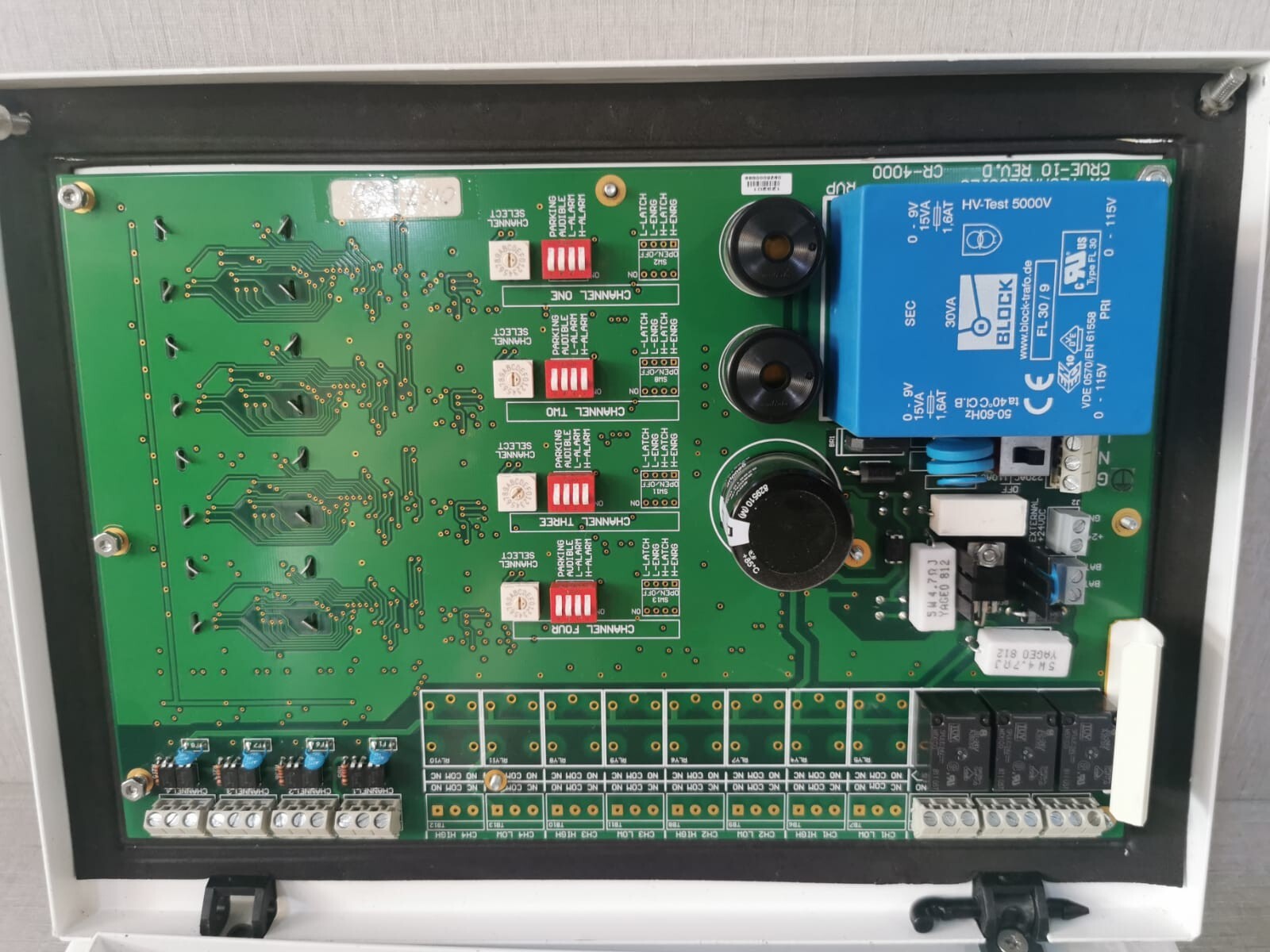 BW Technologies CR-4000-4 BW Technologies CR-4000-4 Independent 4 Channel Controller 4