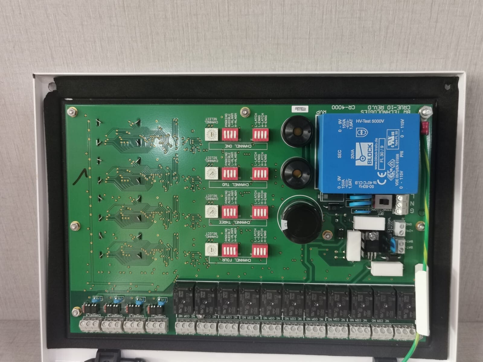 BW Technologies CR-4000 BW TECHNOLOGIES CR-4000 MULTI-CHANNEL GAS DETECTOR CONTROLLER 5