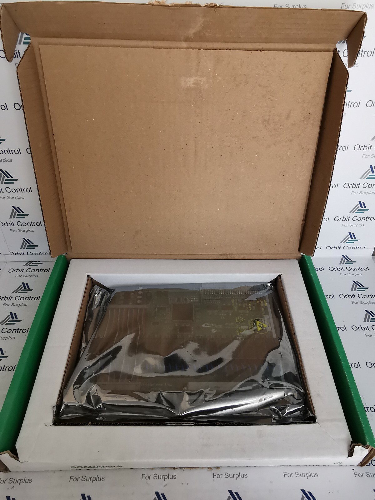 Schneider Electric TBUPMAG-297367 Schneider Electric TBUPMAG-297367 Serck Magna SME-16RO / ER-16DO 16 Relay Output 2