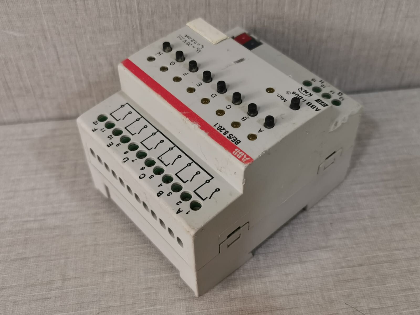 ABB 2CDG 1110 056 R0011 ABB BE/S 8.20.1 EIB/KNX REG Binary Input, 8-times, 230 V/ 2CDG1110056R0011 7