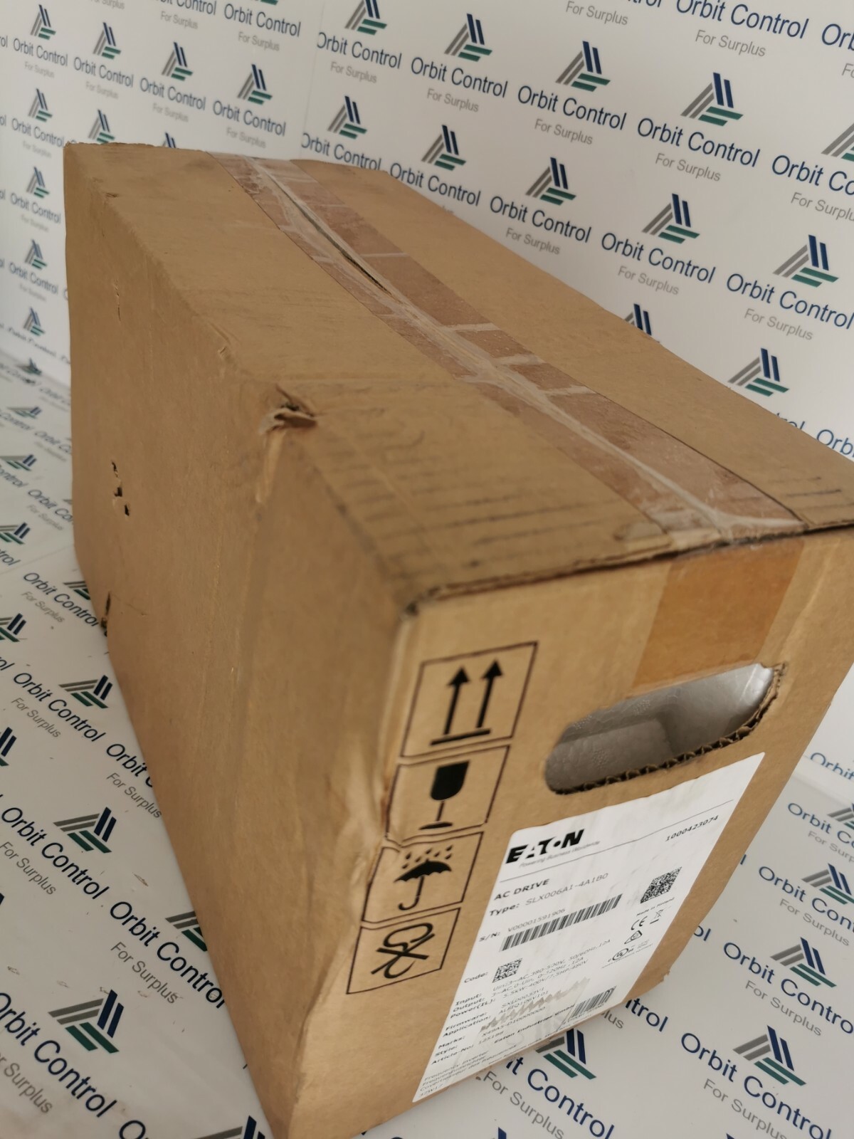 Eaton SLX006A1-4A1B0 Eaton / Cutler Hammer SLX006A1-4A1B0 / SLX9000 / 5.5K.W 7.5 HP 6