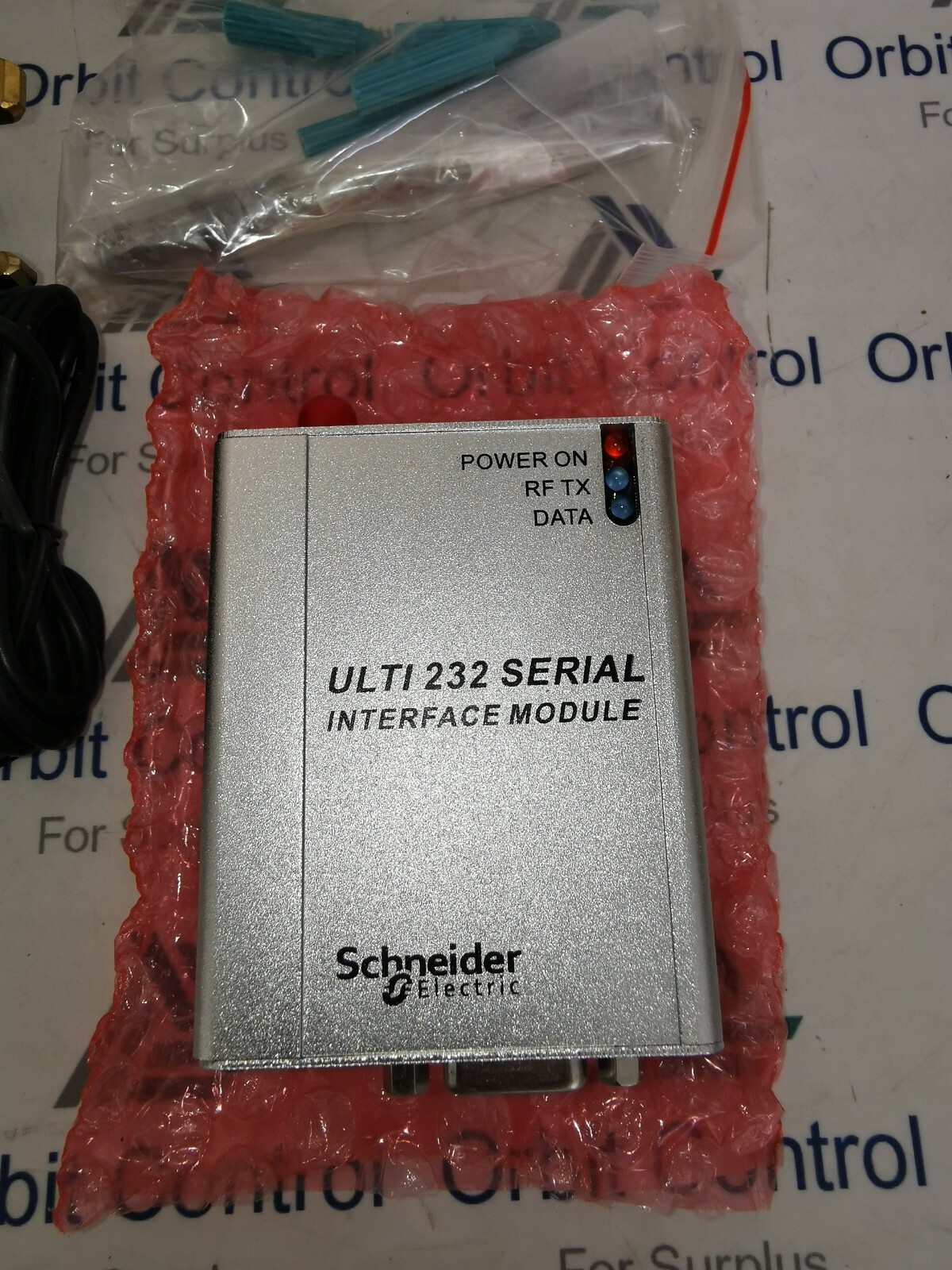 Schneider Electric RS232 Schneider Electric U10NRSI002XX1, RS232 SeriaIL Interface 434MHz, W/houseing 4