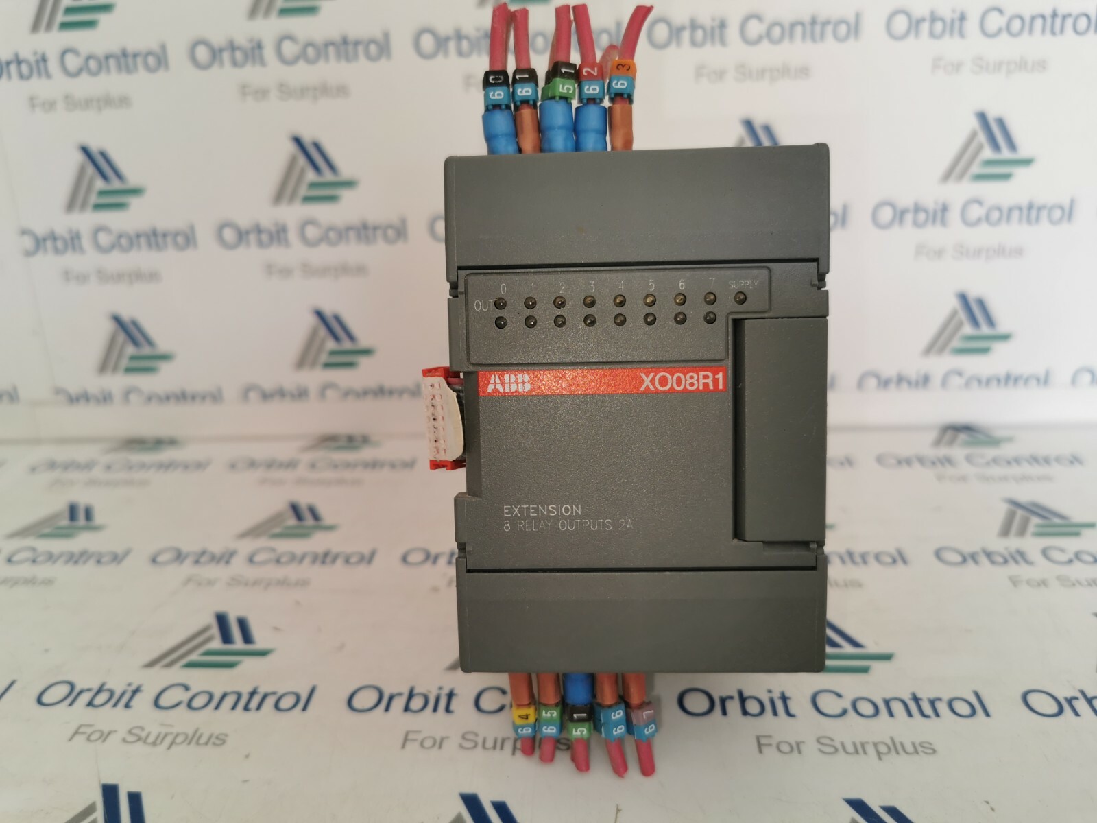 ABB XO08R1-A02 Extension Module 1SBP260101R1001 8 RELAY OUTPUTS 2A