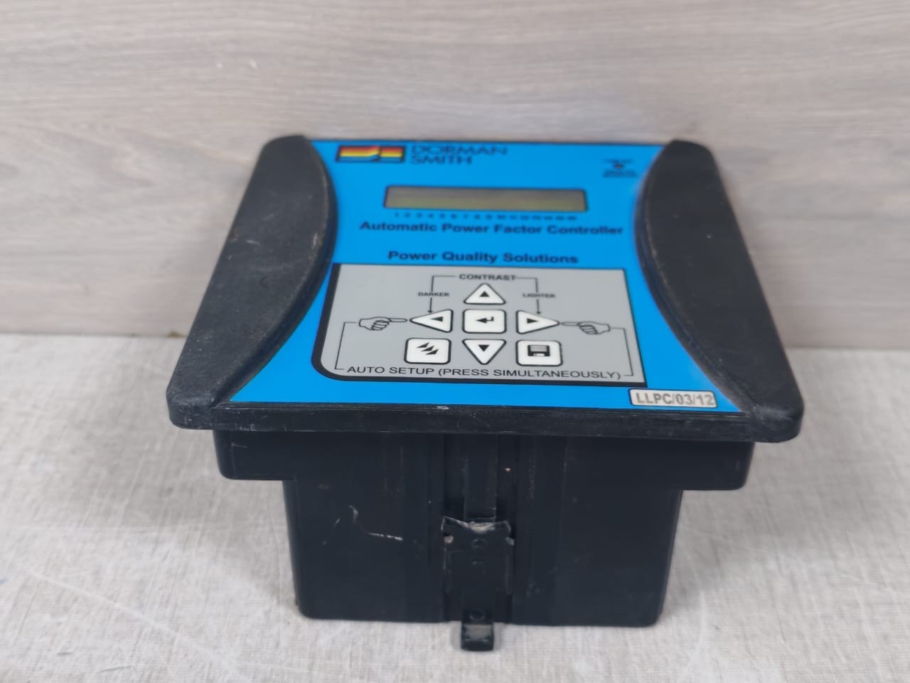Dorman Smith LLPC/03/12 Dorman Smith LLPC/03/12 AUTOMATIC POWER FACTOR CONTROLLER 2
