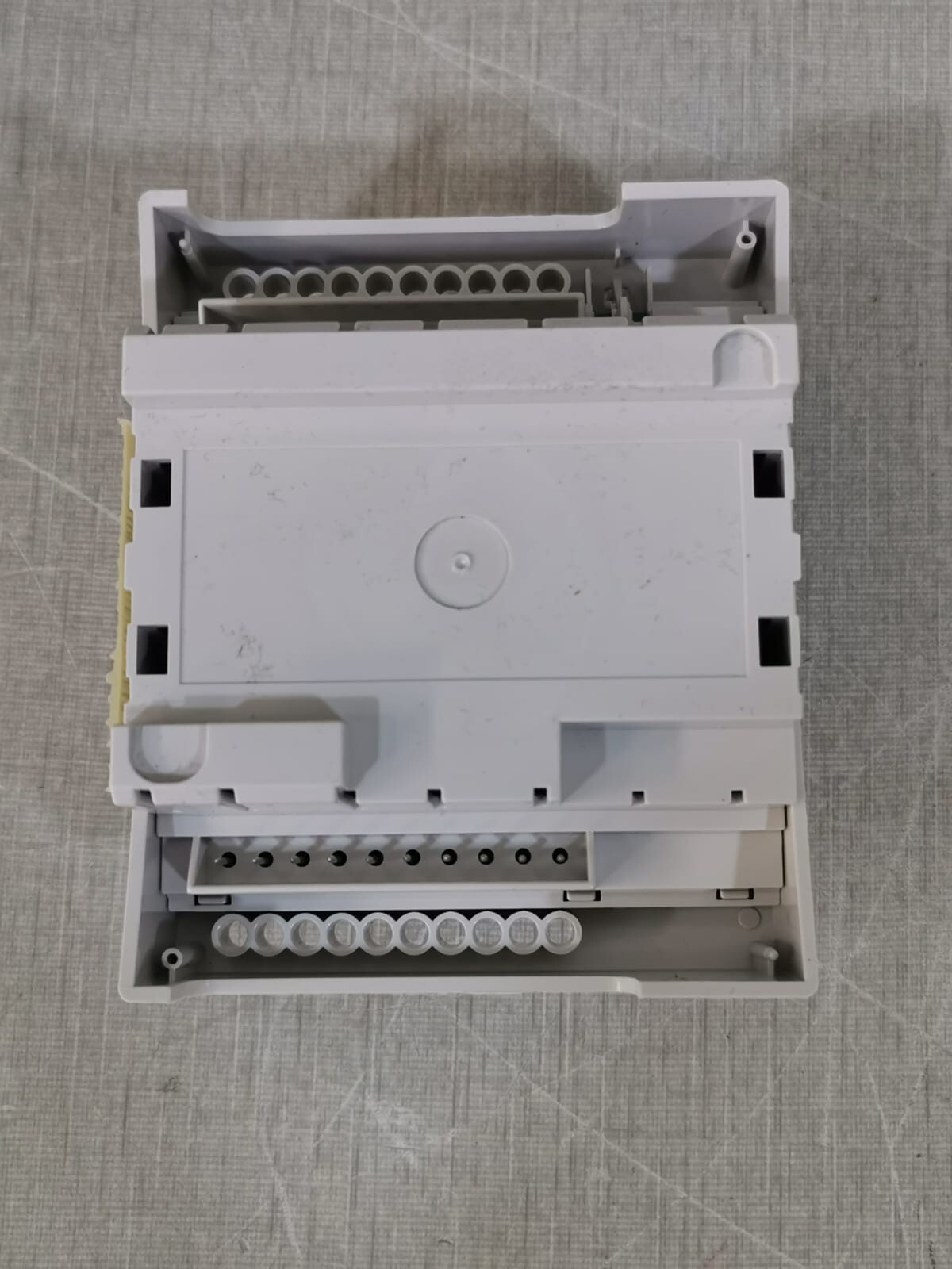 TAC Xenta 007302011 411 TAC Xenta 007302011 Ver 1.05 without Base 8