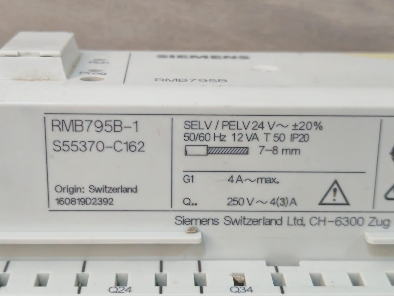 Siemens RMB795B/ RMB795B-1 Siemens RMB795B/ RMB795B-1 Synco Central Control Unit 5