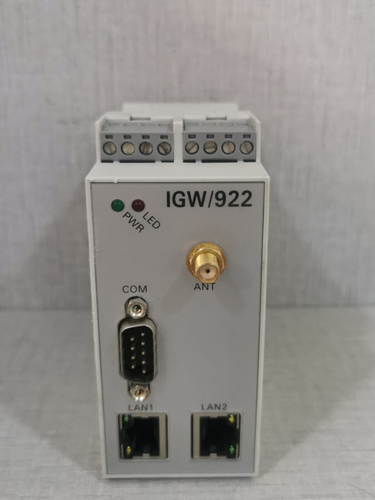 IGW/922 - SSV Software Systems UMTS Modem remote access gateway