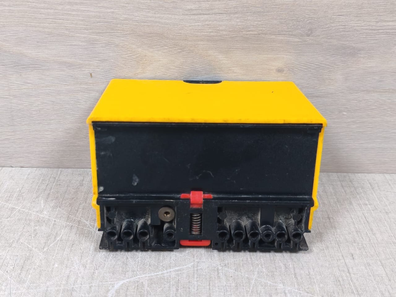 SAUTER ZDR102 F021 SAUTER ZDR102 F021 TIME SWITCH 7