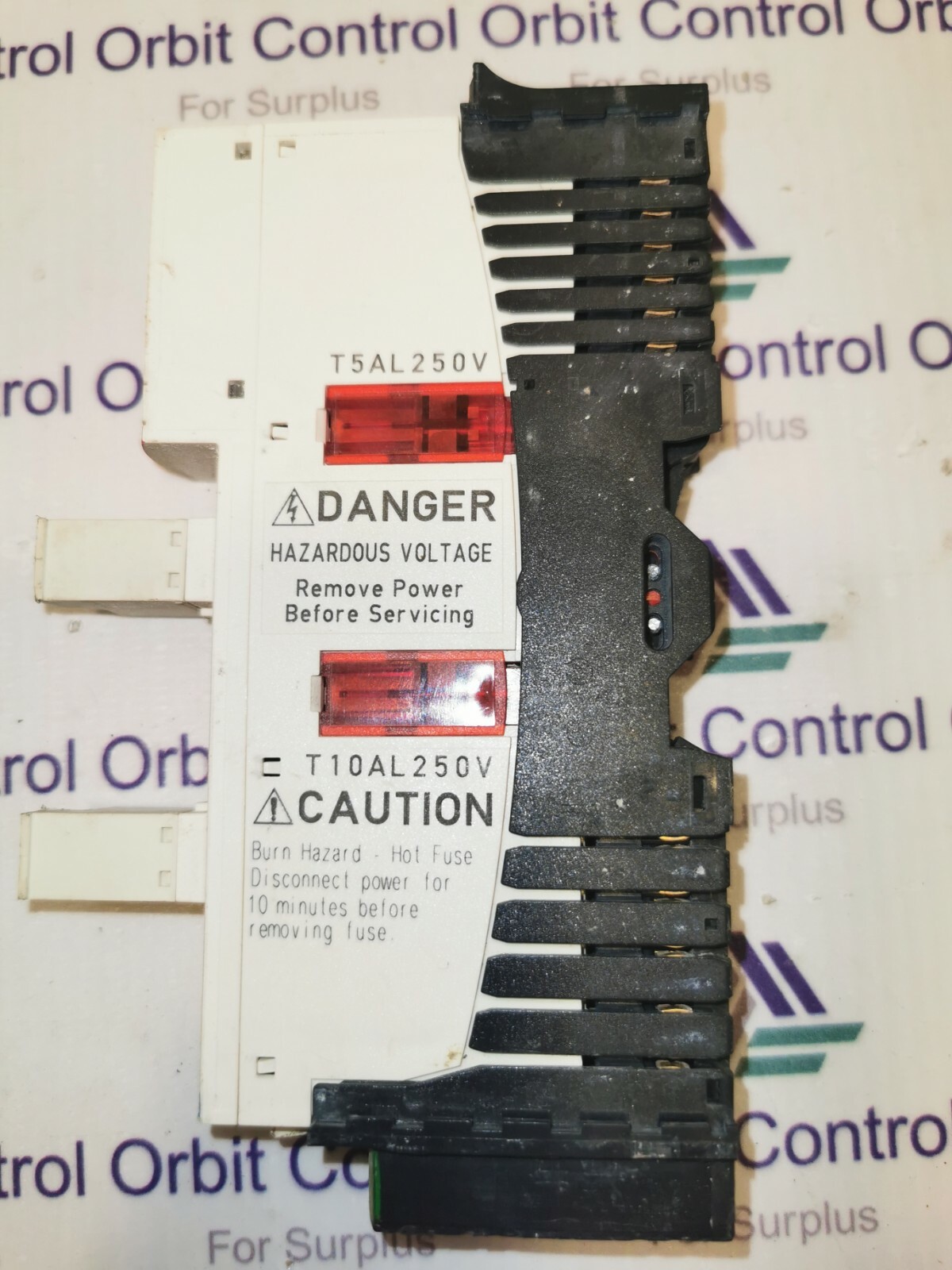 Schneider STBPDT2100 Schneider Advantys STBPDT2100 115/230 VAC PDM 2